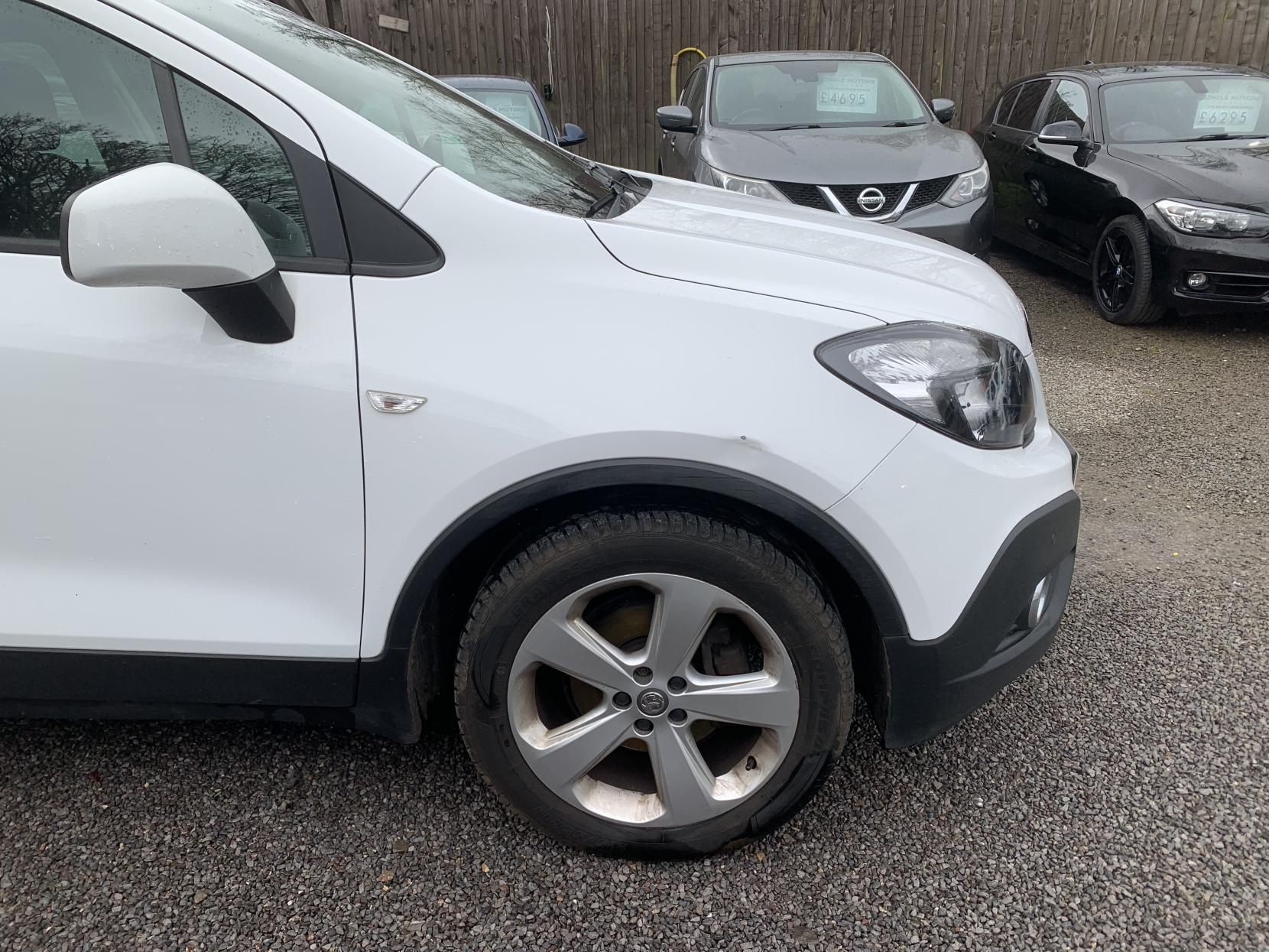 Vauxhall Mokka 1.6 Exclusiv SUV 5dr Petrol Manual 2WD Euro 5 (s/s) (115 ps)