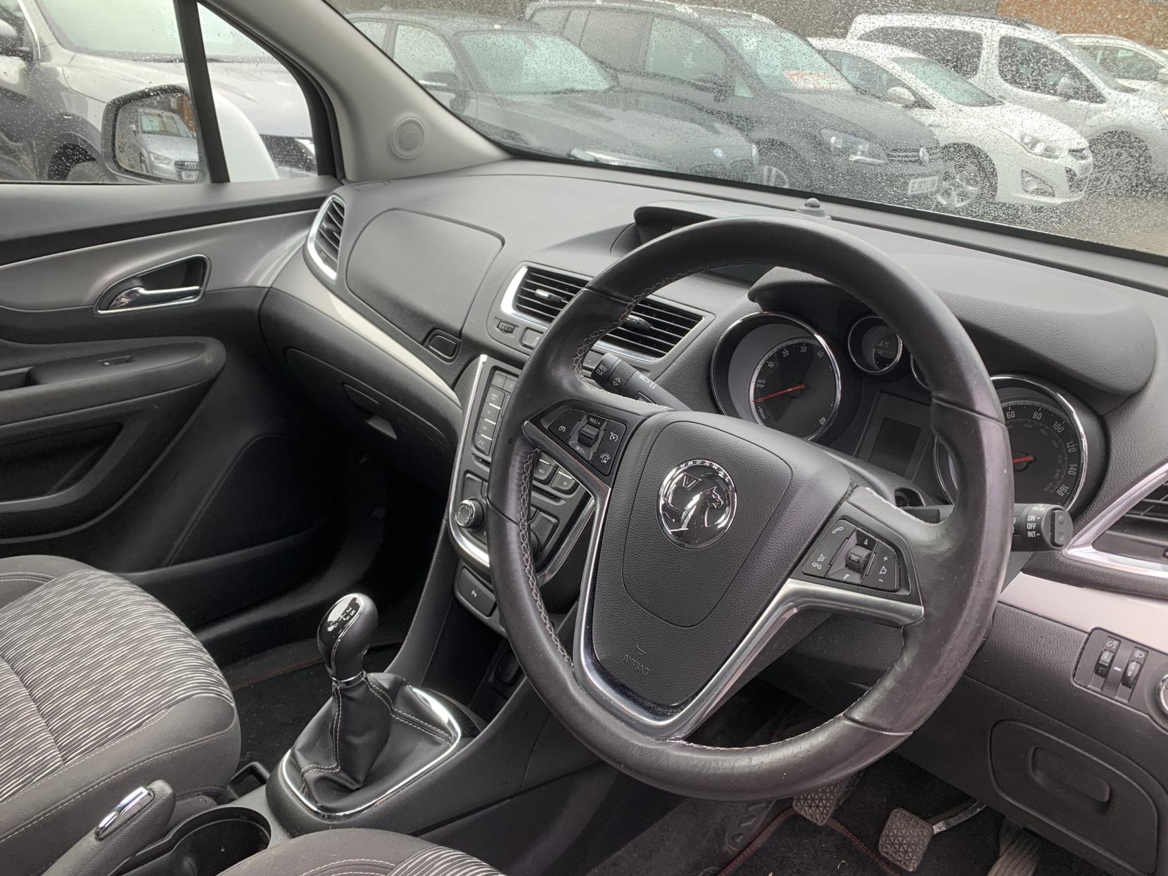 Vauxhall Mokka 1.6 Exclusiv SUV 5dr Petrol Manual 2WD Euro 5 (s/s) (115 ps)