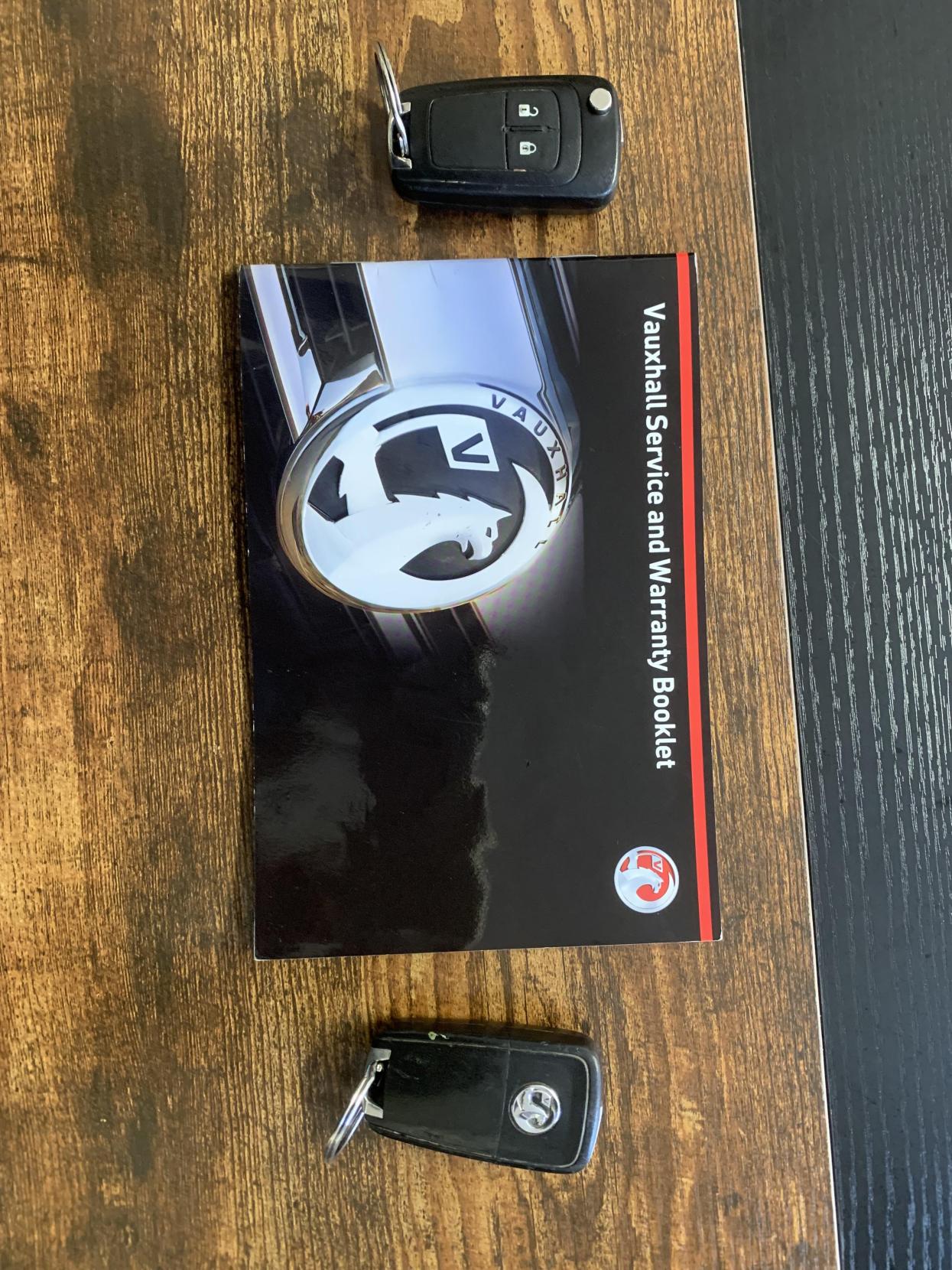 Vauxhall Mokka 1.6 Exclusiv SUV 5dr Petrol Manual 2WD Euro 5 (s/s) (115 ps)