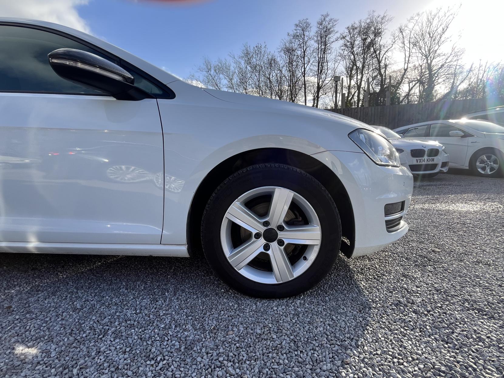 Volkswagen Golf 1.6 TDI BlueMotion Tech Match Hatchback 5dr Diesel Manual Euro 5 (s/s) (105 ps)