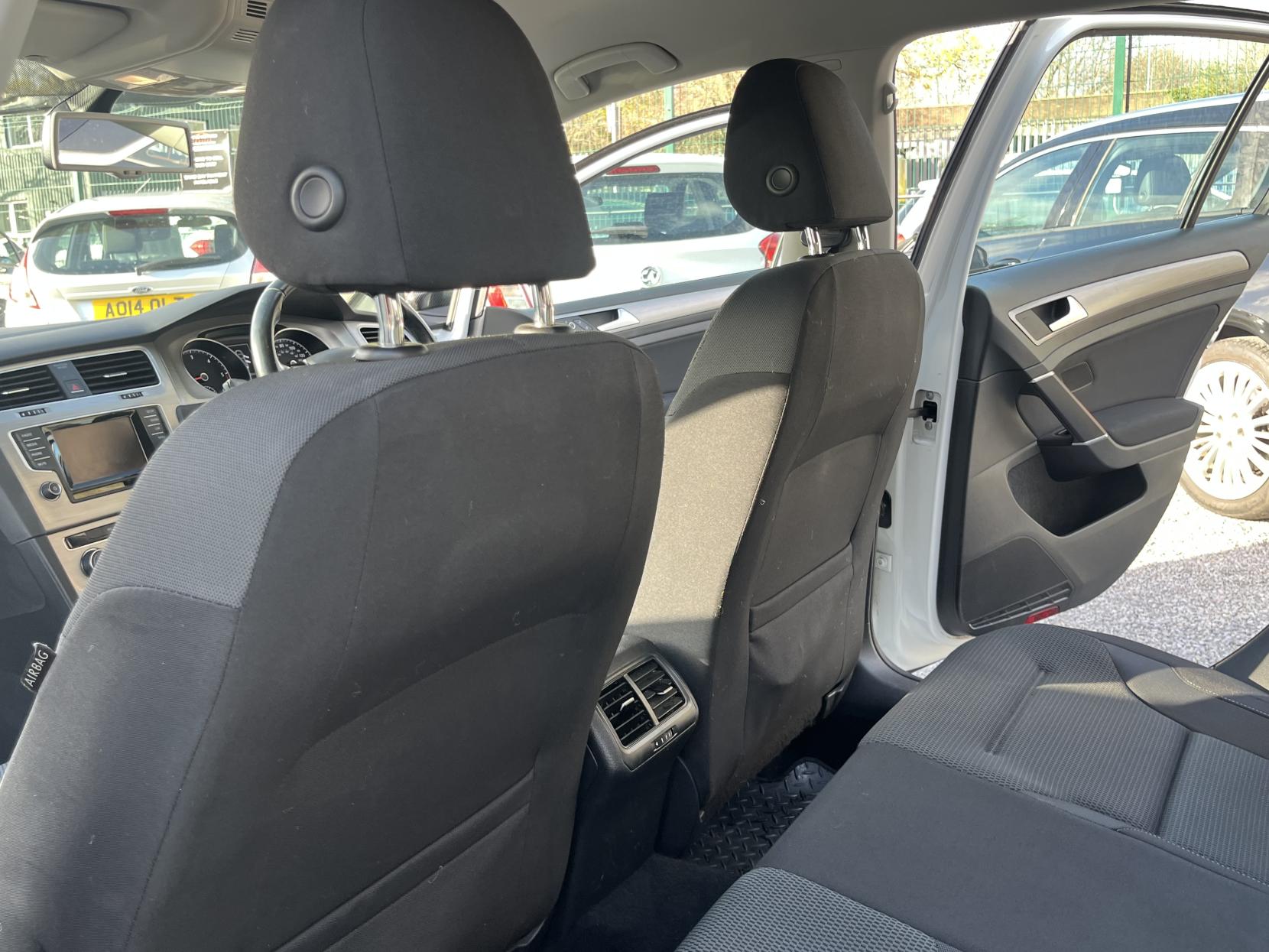 Volkswagen Golf 1.6 TDI BlueMotion Tech Match Hatchback 5dr Diesel Manual Euro 5 (s/s) (105 ps)