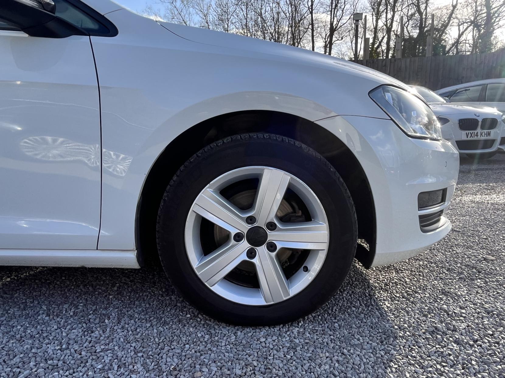 Volkswagen Golf 1.6 TDI BlueMotion Tech Match Hatchback 5dr Diesel Manual Euro 5 (s/s) (105 ps)