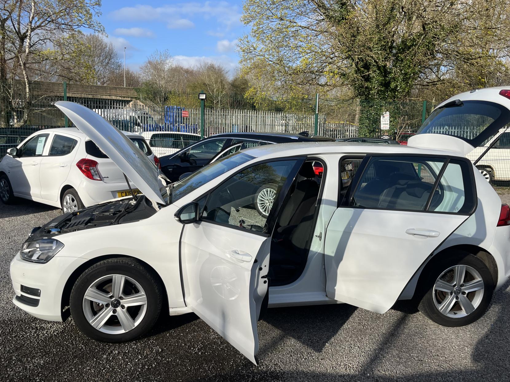 Volkswagen Golf 1.6 TDI BlueMotion Tech Match Hatchback 5dr Diesel Manual Euro 5 (s/s) (105 ps)