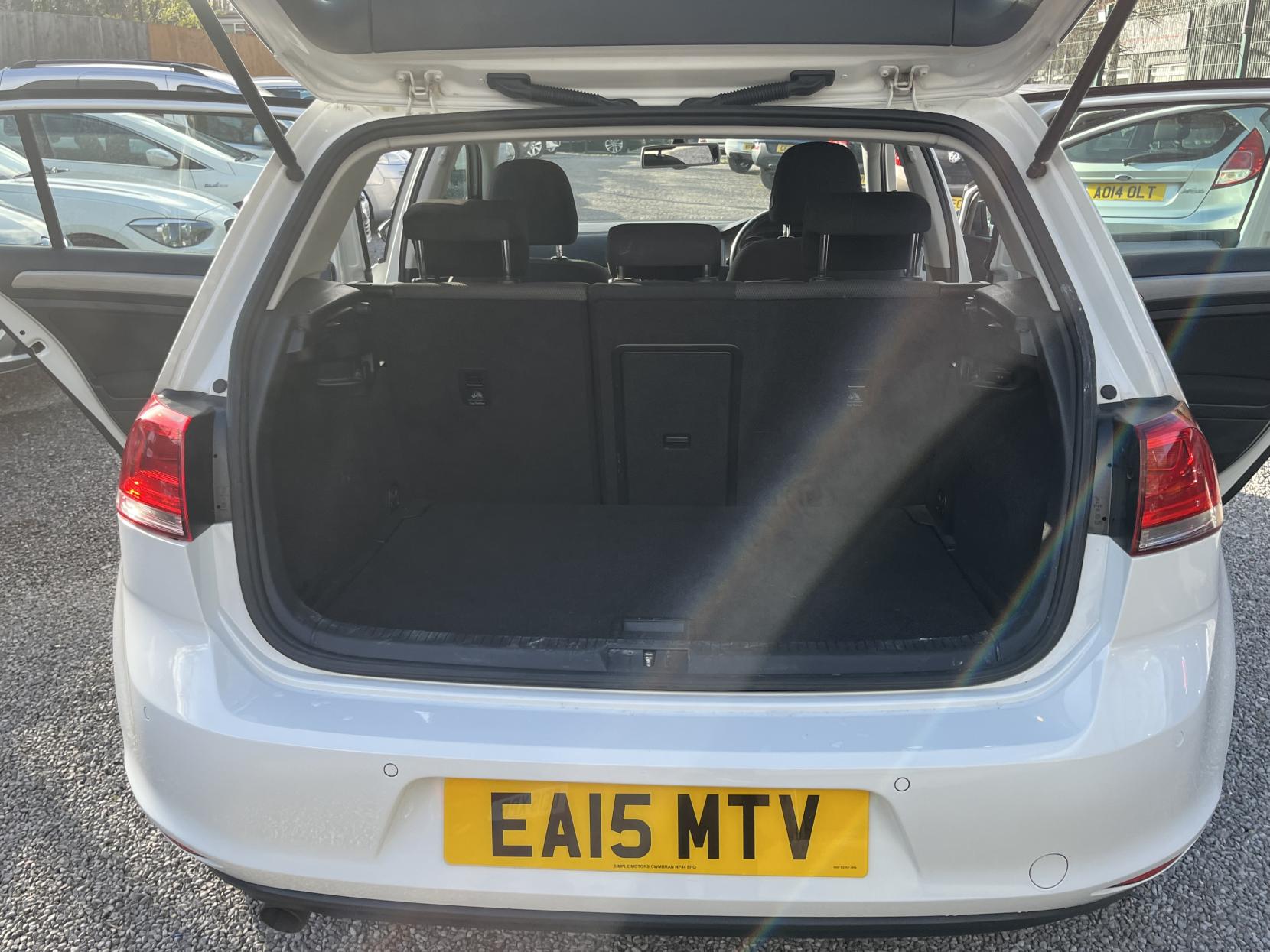 Volkswagen Golf 1.6 TDI BlueMotion Tech Match Hatchback 5dr Diesel Manual Euro 5 (s/s) (105 ps)