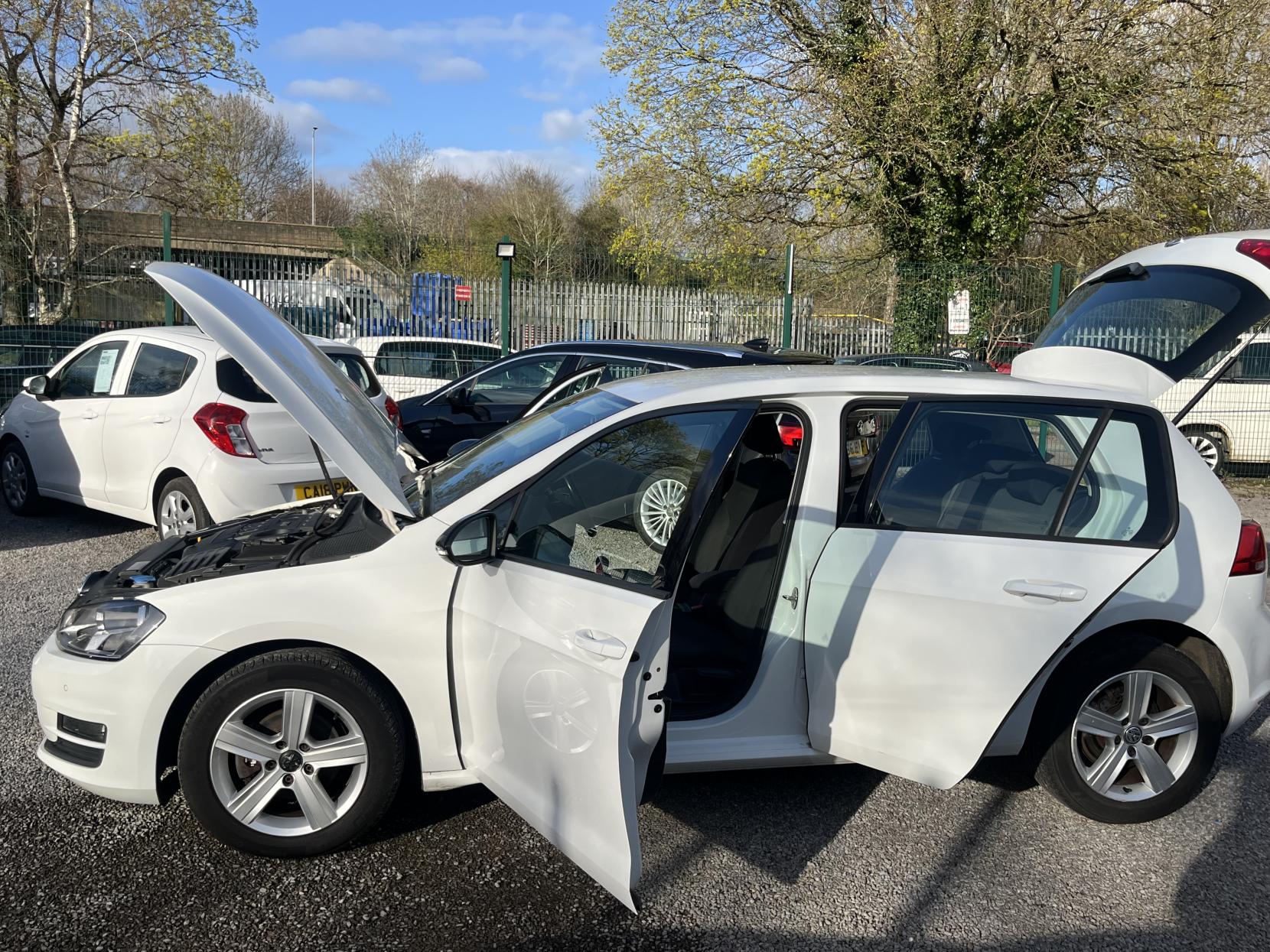 Volkswagen Golf 1.6 TDI BlueMotion Tech Match Hatchback 5dr Diesel Manual Euro 5 (s/s) (105 ps)