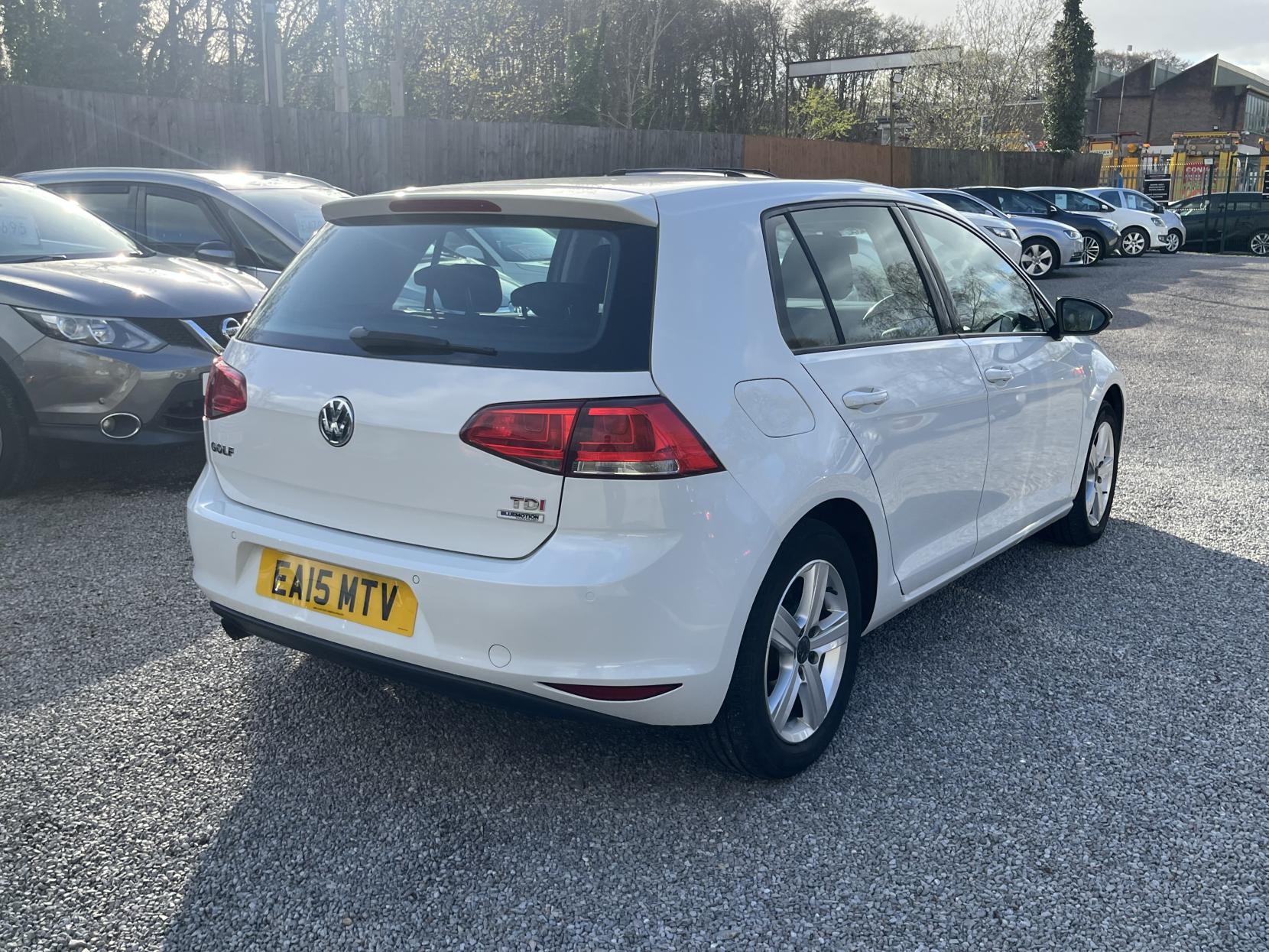 Volkswagen Golf 1.6 TDI BlueMotion Tech Match Hatchback 5dr Diesel Manual Euro 5 (s/s) (105 ps)