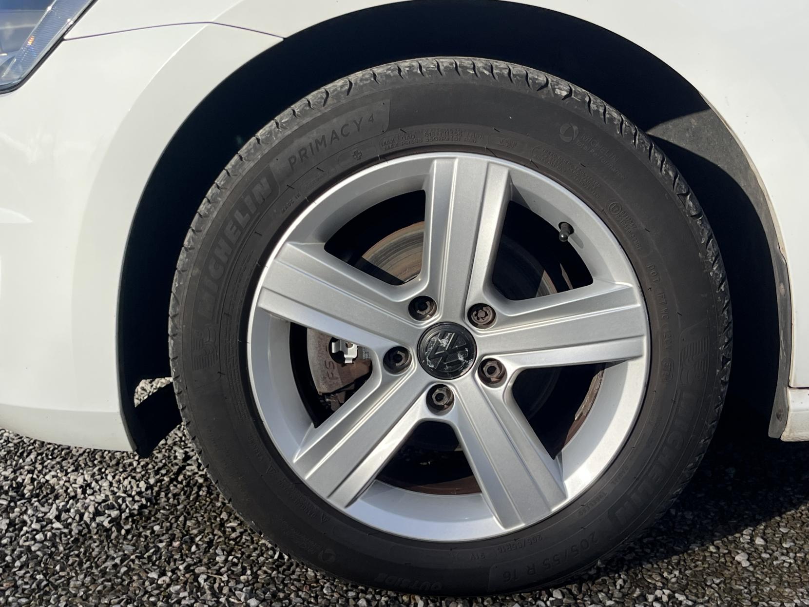 Volkswagen Golf 1.6 TDI BlueMotion Tech Match Hatchback 5dr Diesel Manual Euro 5 (s/s) (105 ps)