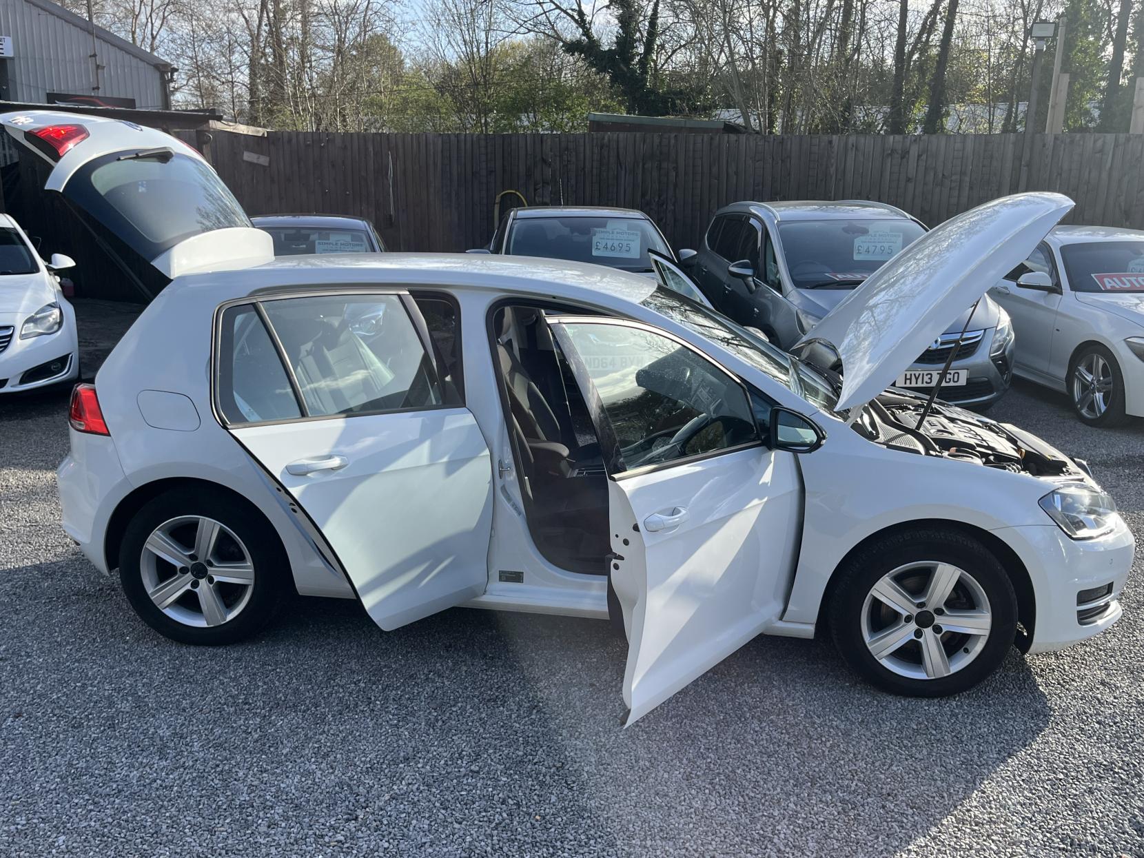 Volkswagen Golf 1.6 TDI BlueMotion Tech Match Hatchback 5dr Diesel Manual Euro 5 (s/s) (105 ps)