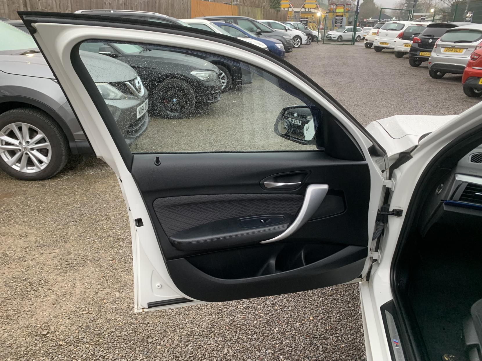 BMW 1 Series 2.0 116d M Sport Hatchback 5dr Diesel Auto Euro 5 (s/s) (116 ps)