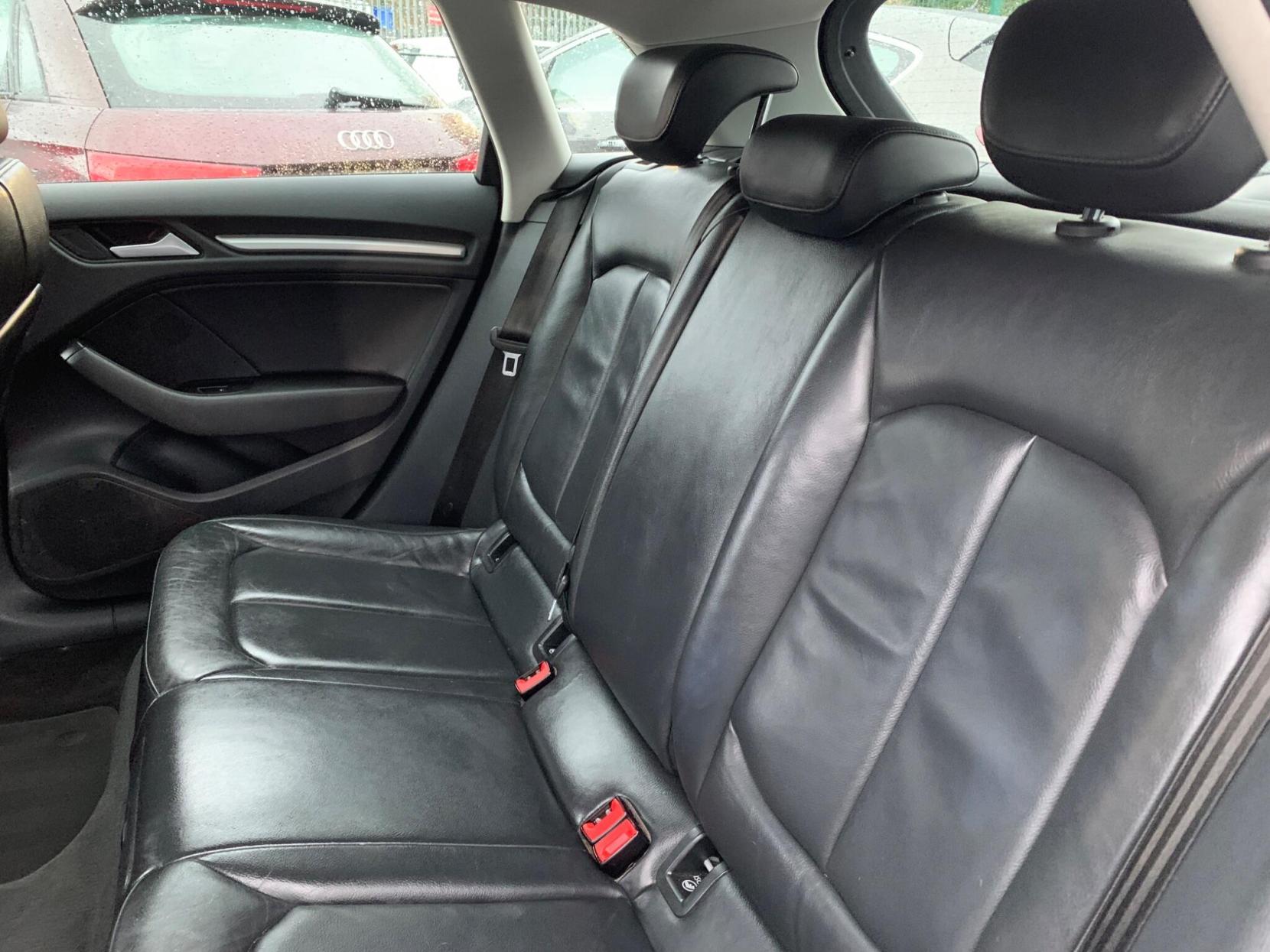 Audi A3 2.0 TDI SE Sportback Euro 6 (s/s) 5dr