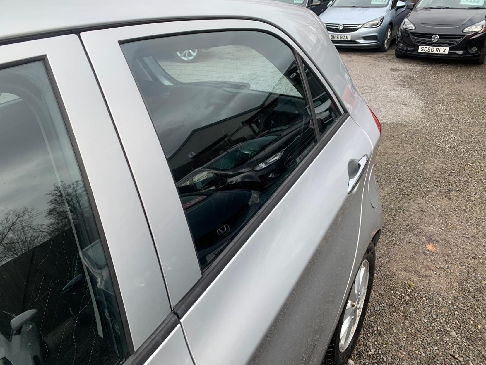 Kia Picanto 1.25 EcoDynamics 2 Euro 5 (s/s) 5dr