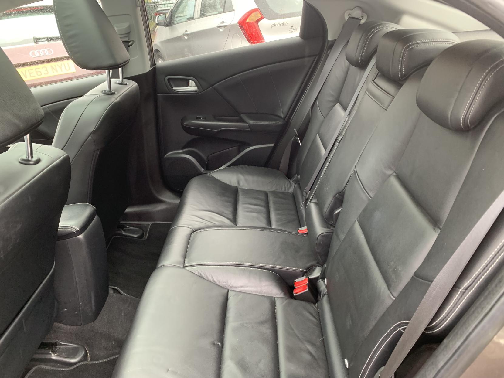 Honda Civic 1.6 i-DTEC SR Hatchback 5dr Diesel Manual Euro 5 (s/s) (120 ps)