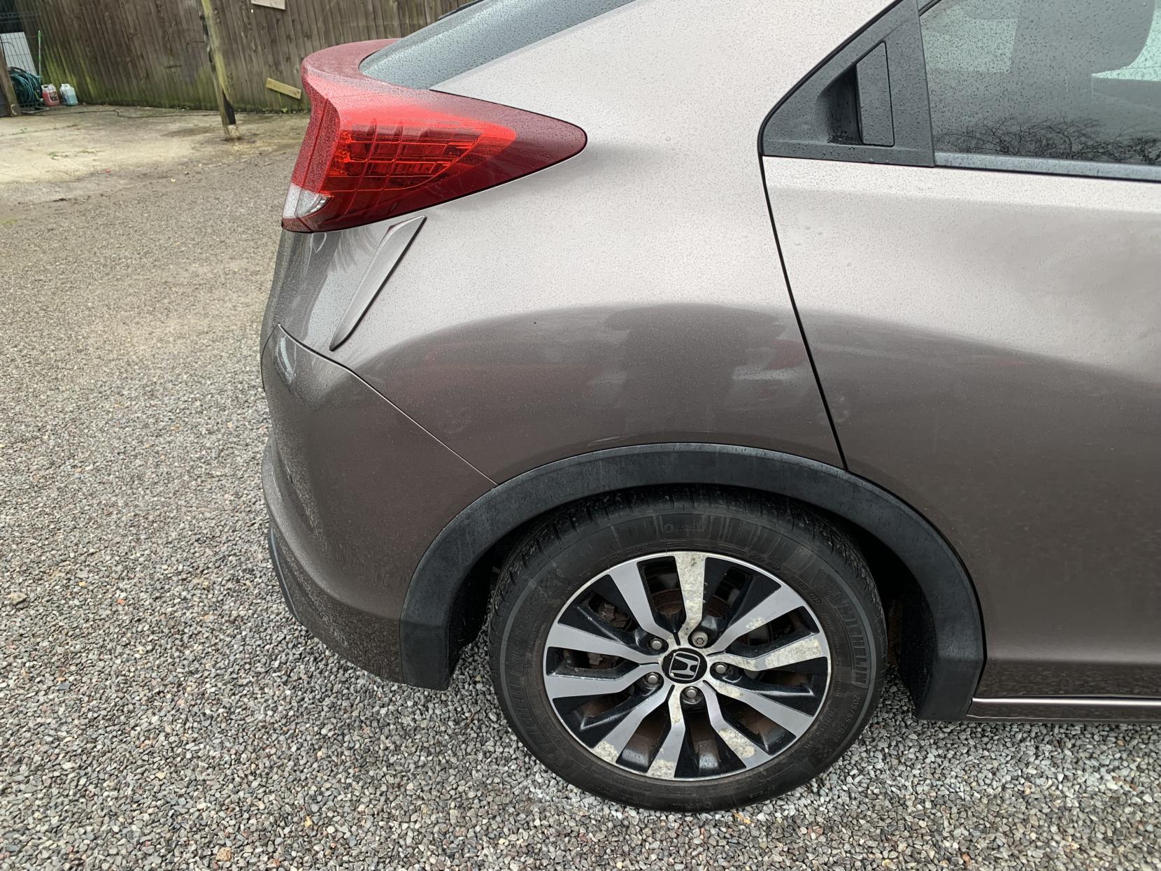 Honda Civic 1.6 i-DTEC SR Hatchback 5dr Diesel Manual Euro 5 (s/s) (120 ps)