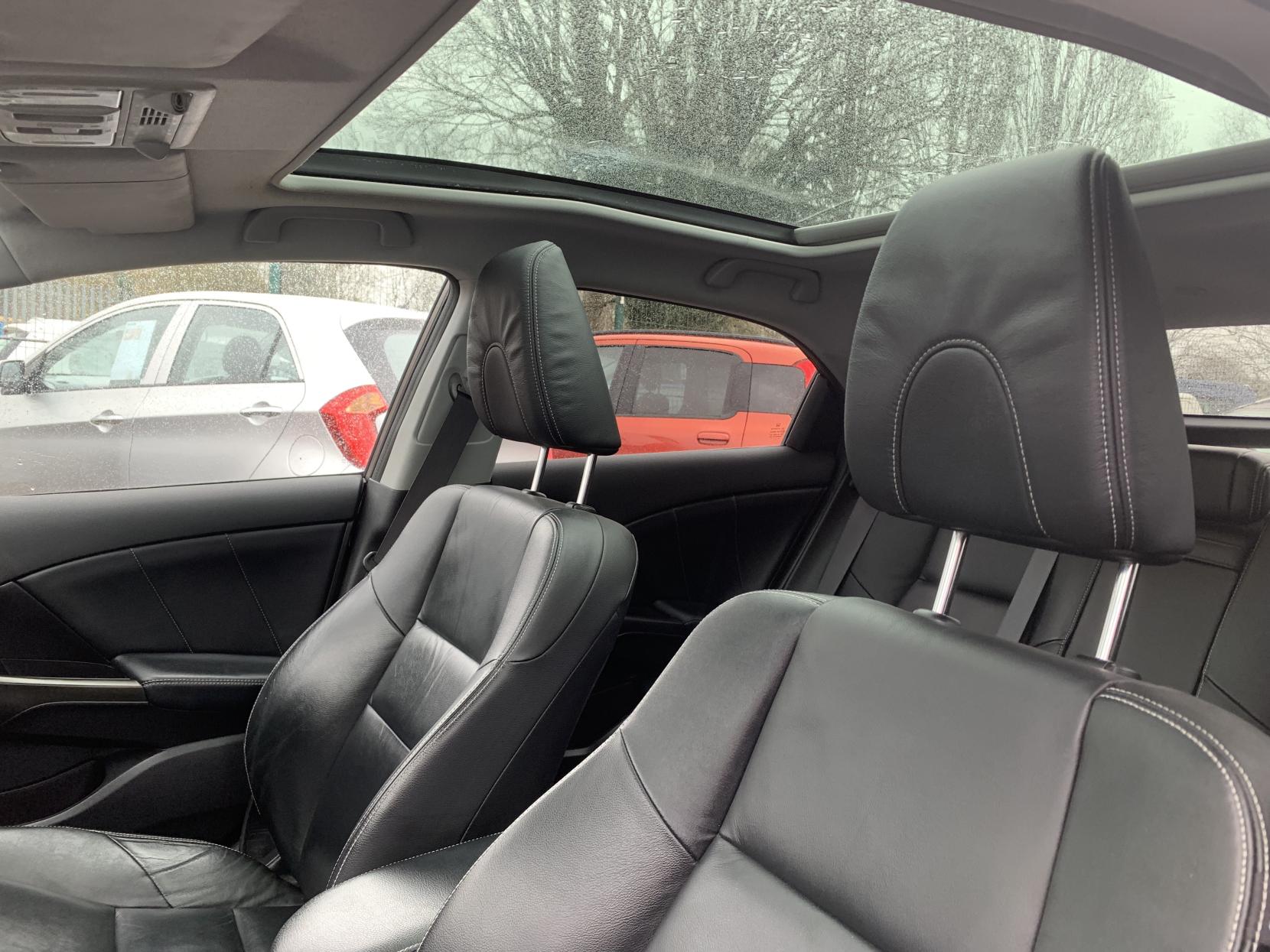 Honda Civic 1.6 i-DTEC SR Hatchback 5dr Diesel Manual Euro 5 (s/s) (120 ps)