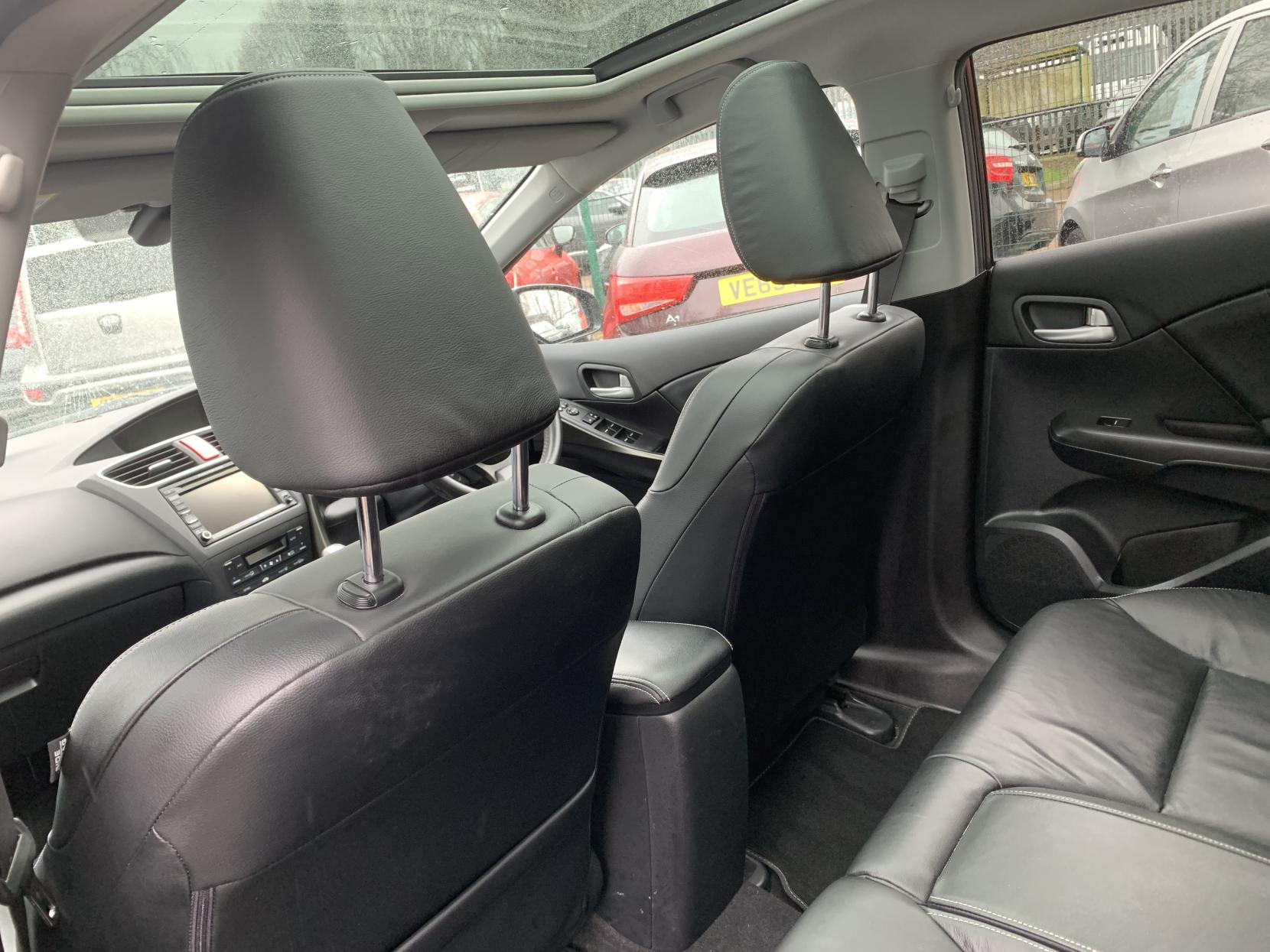 Honda Civic 1.6 i-DTEC SR Hatchback 5dr Diesel Manual Euro 5 (s/s) (120 ps)