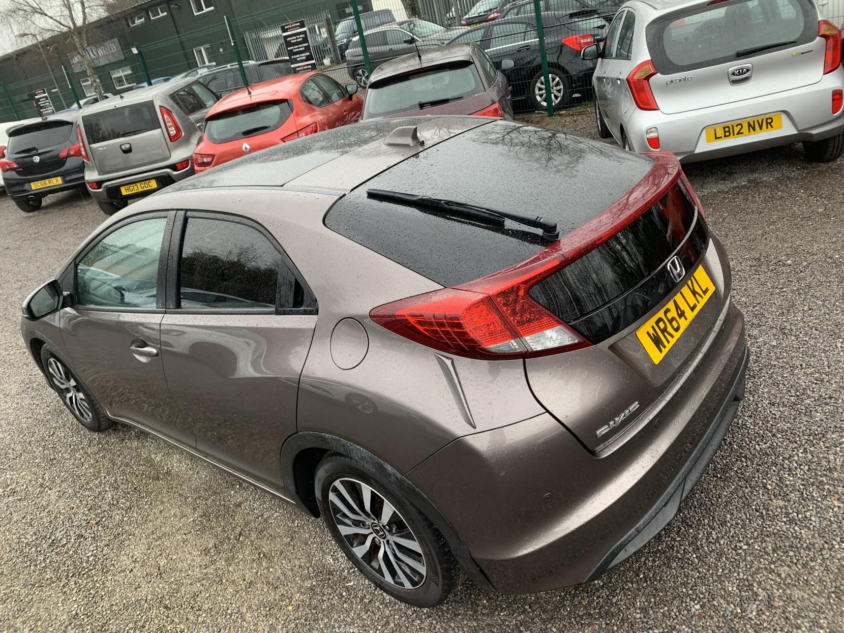 Honda Civic 1.6 i-DTEC SR Hatchback 5dr Diesel Manual Euro 5 (s/s) (120 ps)