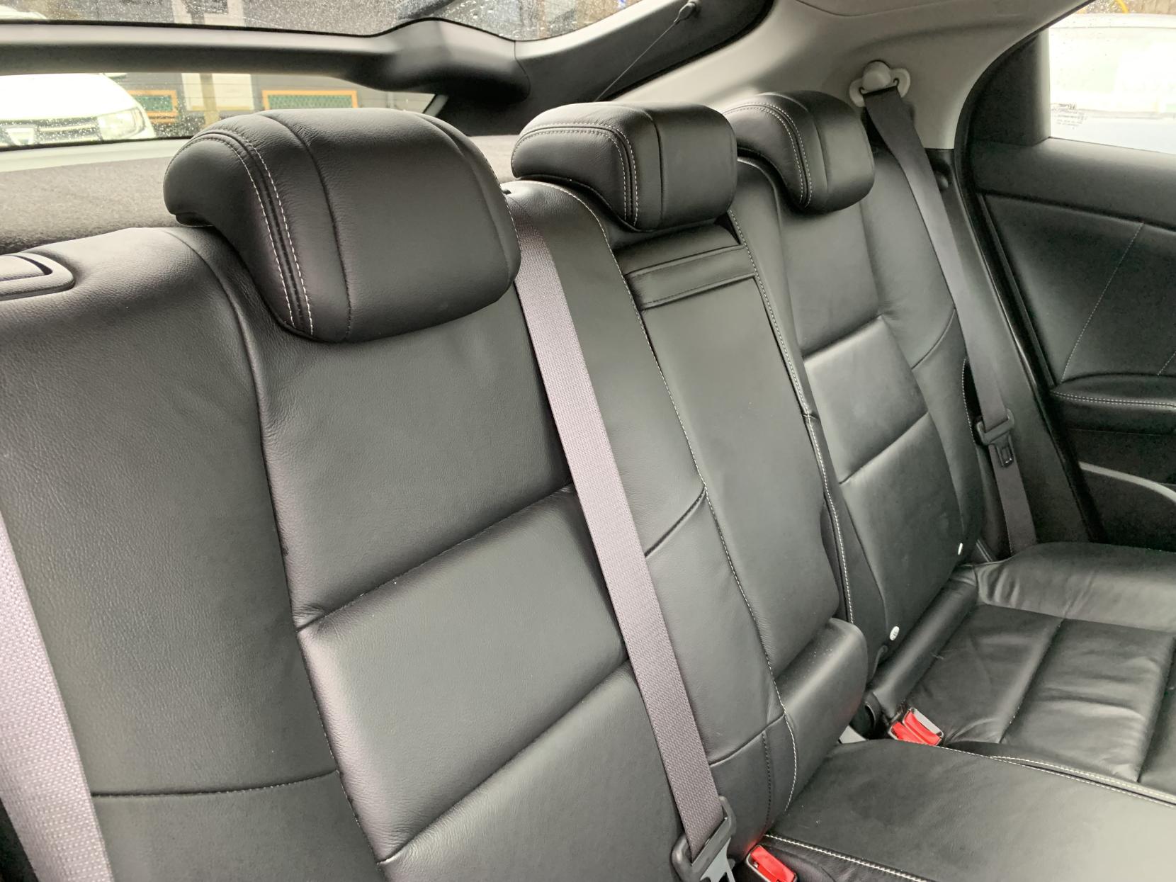 Honda Civic 1.6 i-DTEC SR Hatchback 5dr Diesel Manual Euro 5 (s/s) (120 ps)