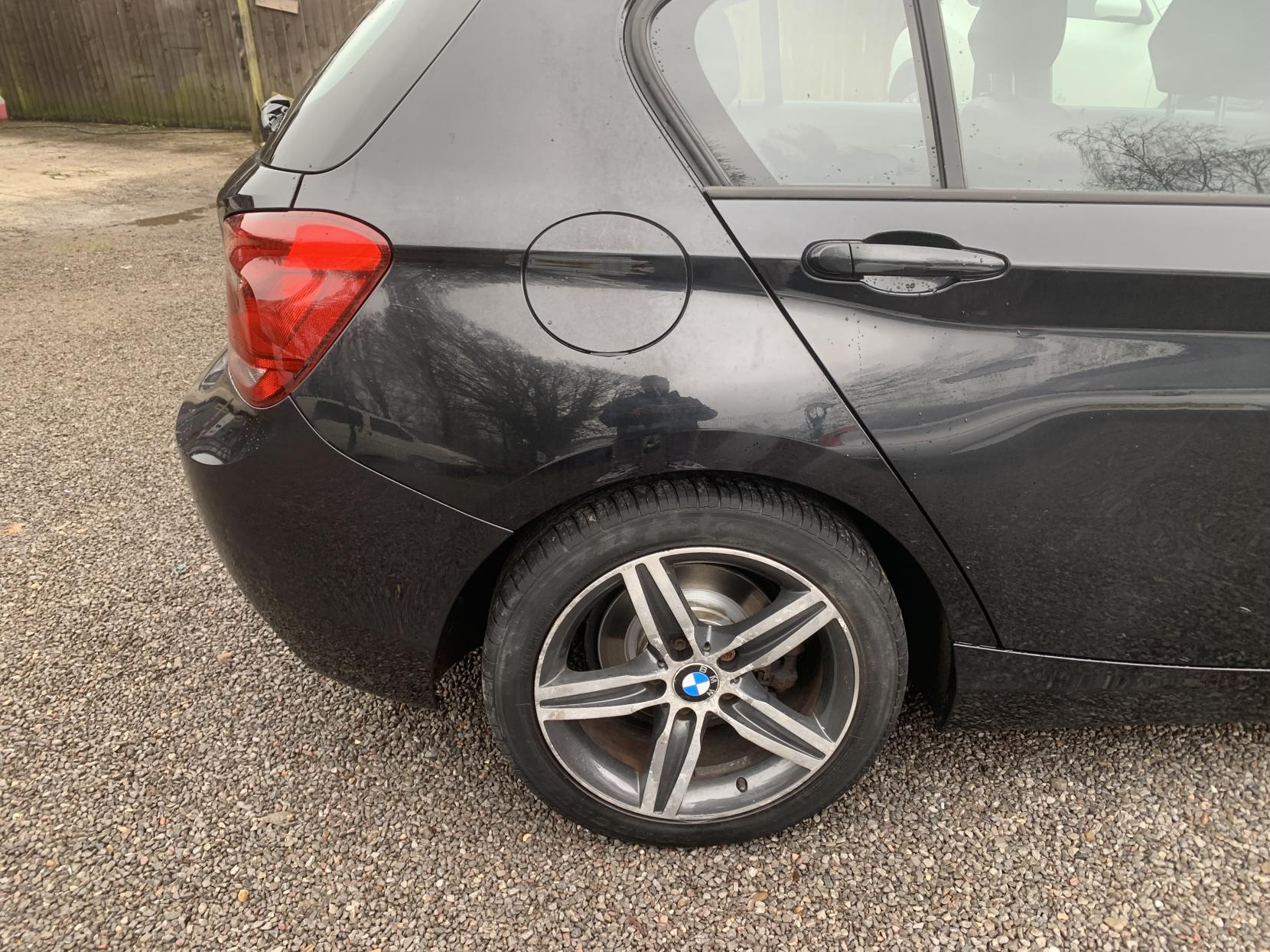 BMW 1 Series 2.0 116d Sport Hatchback 5dr Diesel Manual Euro 5 (s/s) (116 ps)