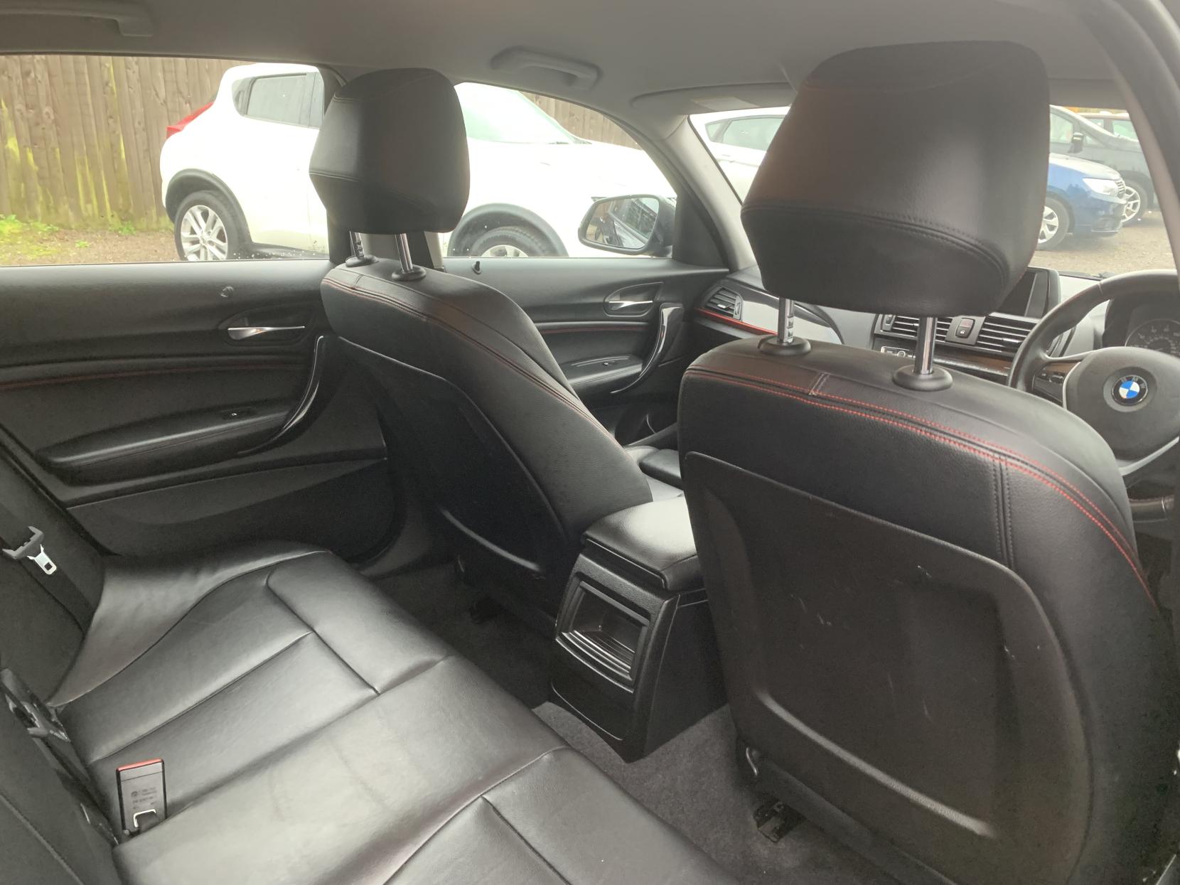 BMW 1 Series 2.0 116d Sport Hatchback 5dr Diesel Manual Euro 5 (s/s) (116 ps)