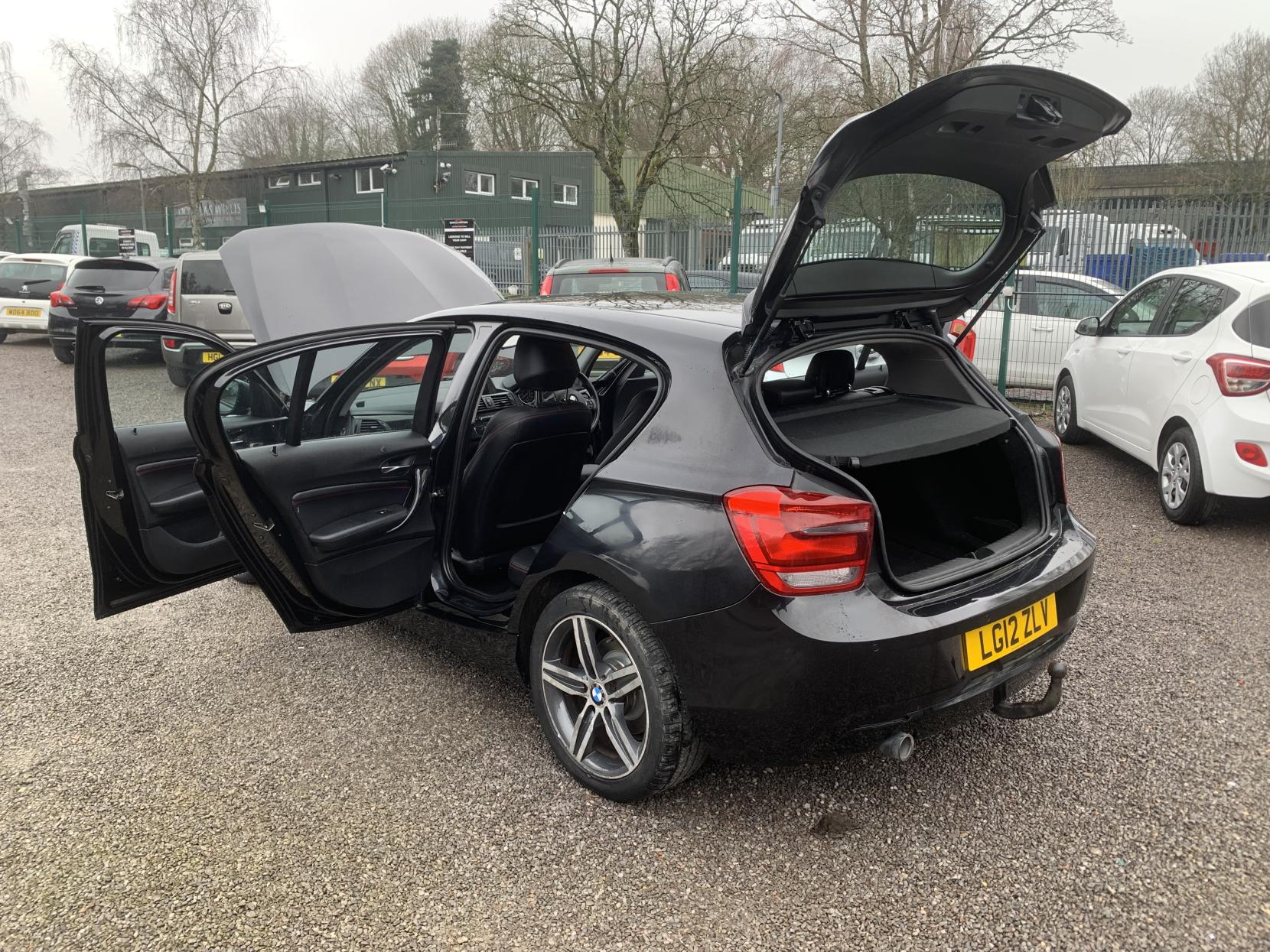 BMW 1 Series 2.0 116d Sport Hatchback 5dr Diesel Manual Euro 5 (s/s) (116 ps)