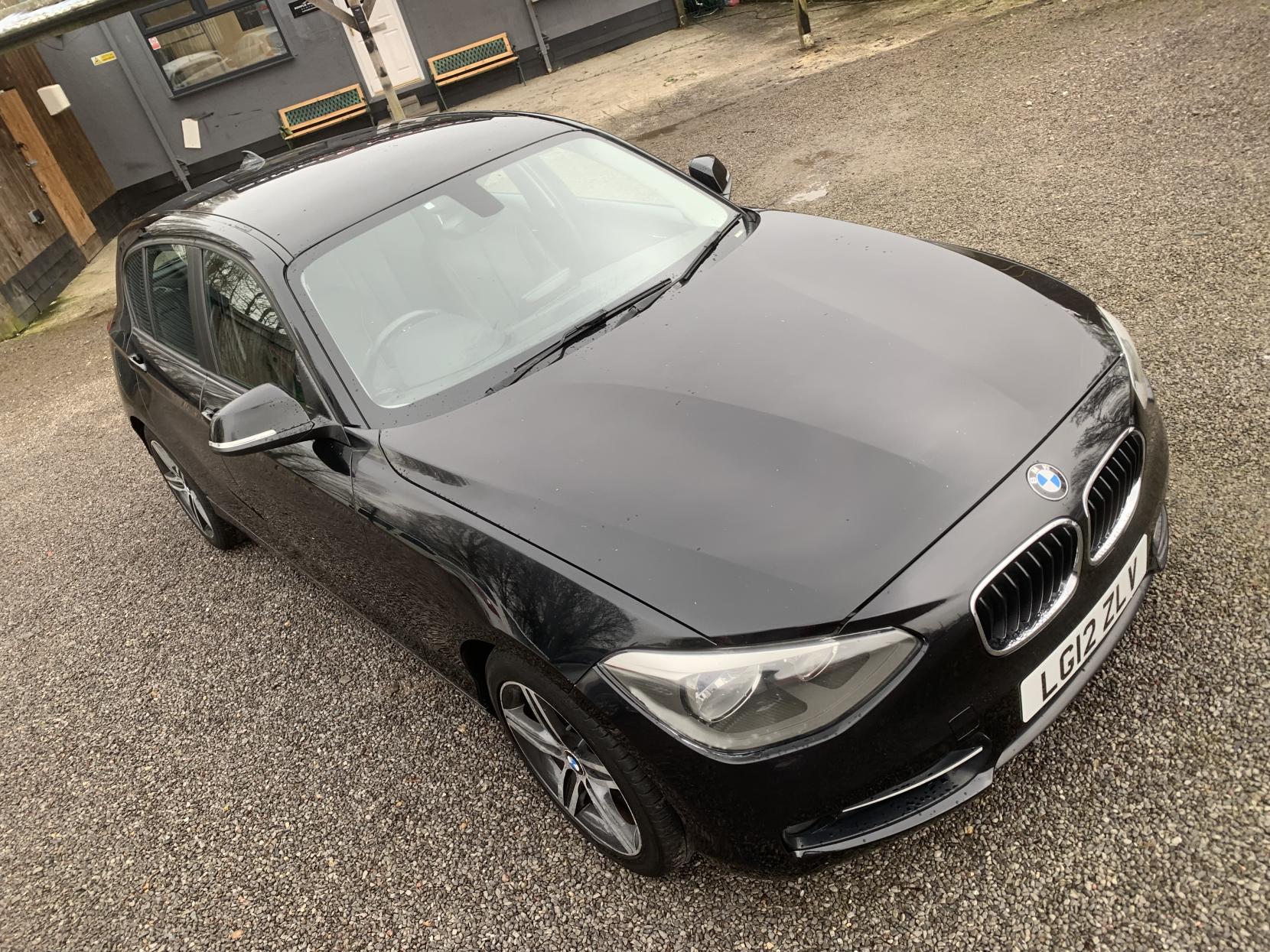 BMW 1 Series 2.0 116d Sport Hatchback 5dr Diesel Manual Euro 5 (s/s) (116 ps)