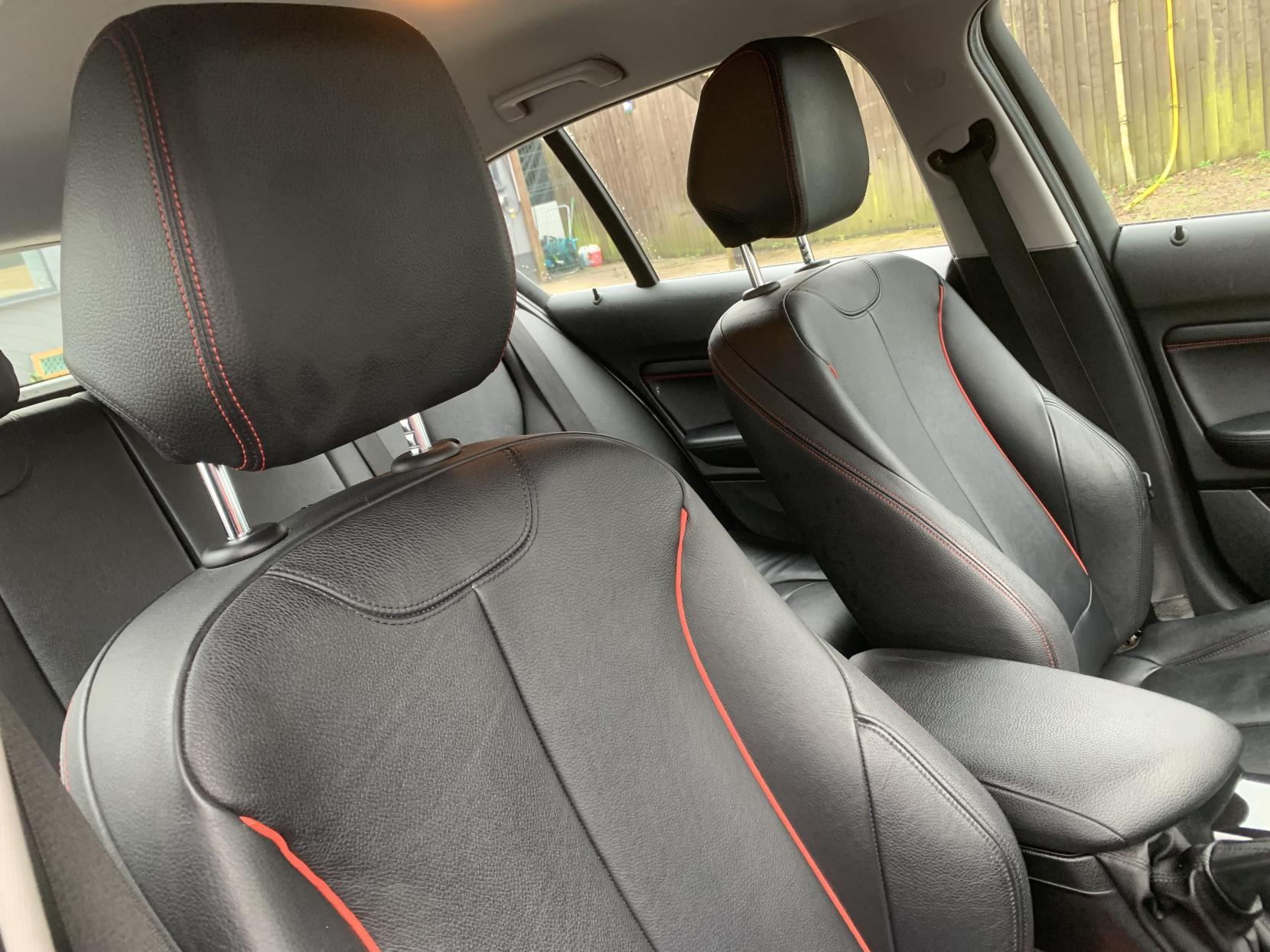 BMW 1 Series 2.0 116d Sport Hatchback 5dr Diesel Manual Euro 5 (s/s) (116 ps)