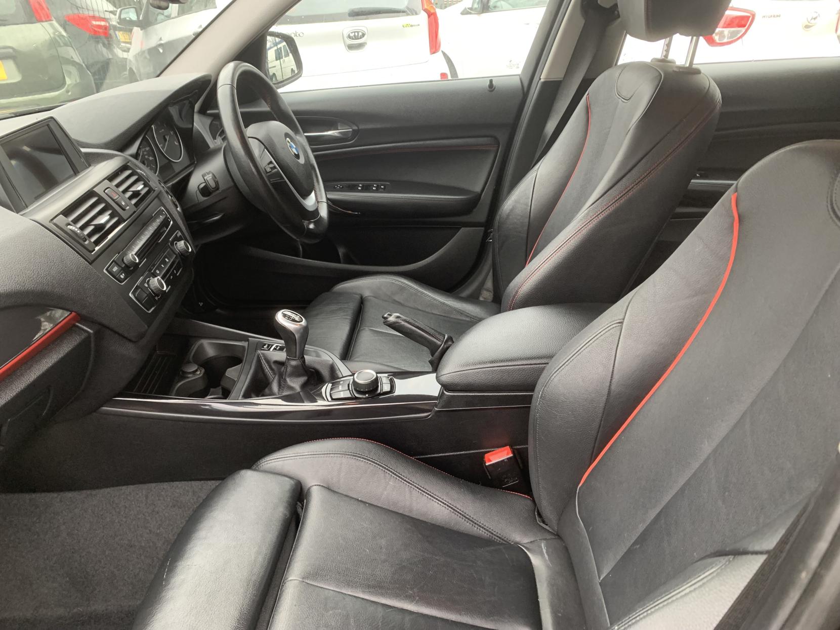 BMW 1 Series 2.0 116d Sport Hatchback 5dr Diesel Manual Euro 5 (s/s) (116 ps)