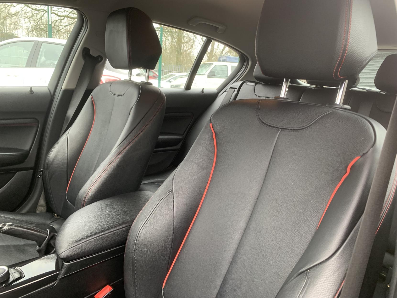 BMW 1 Series 2.0 116d Sport Hatchback 5dr Diesel Manual Euro 5 (s/s) (116 ps)