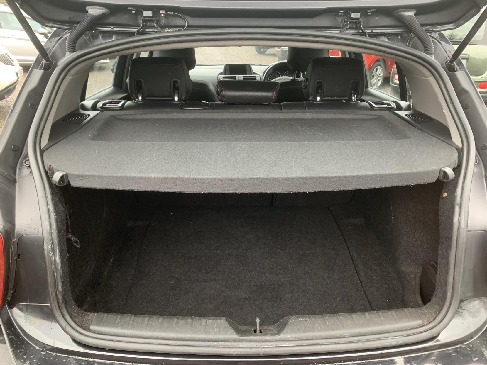 BMW 1 Series 2.0 116d Sport Hatchback 5dr Diesel Manual Euro 5 (s/s) (116 ps)