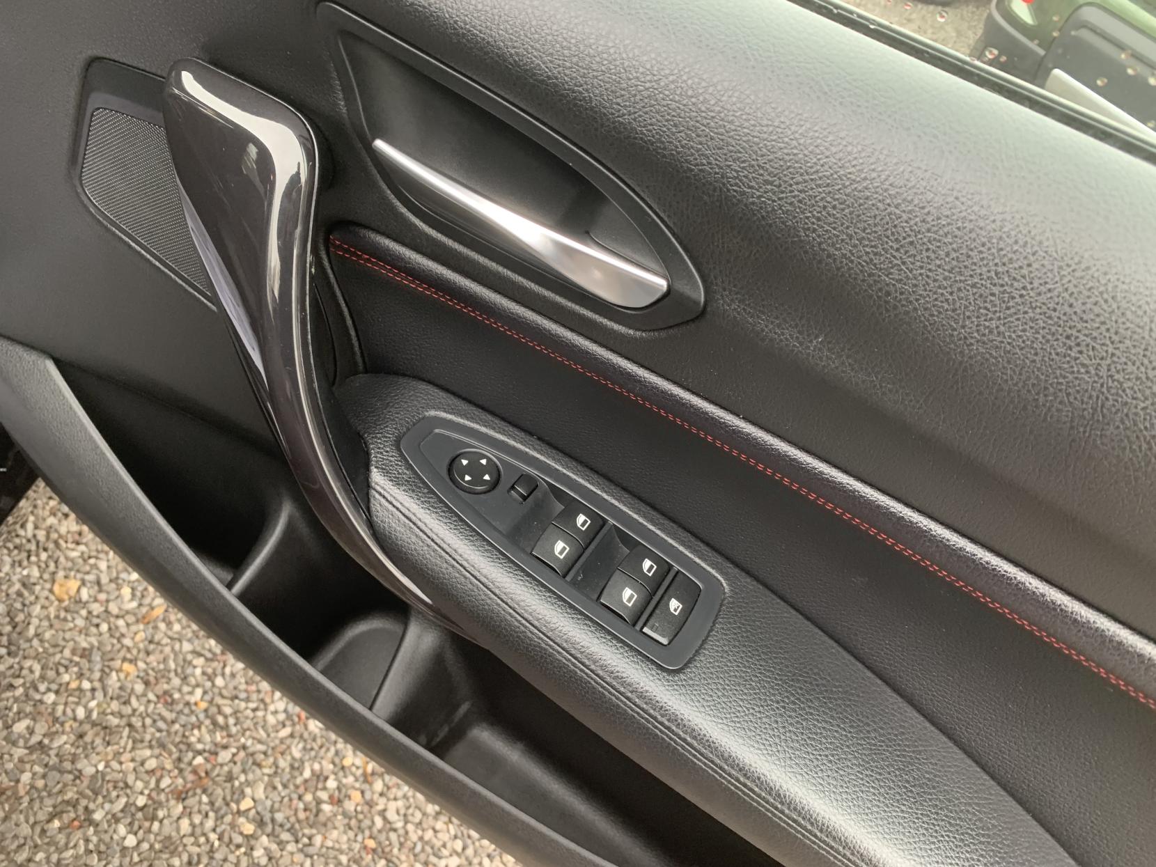 BMW 1 Series 2.0 116d Sport Hatchback 5dr Diesel Manual Euro 5 (s/s) (116 ps)