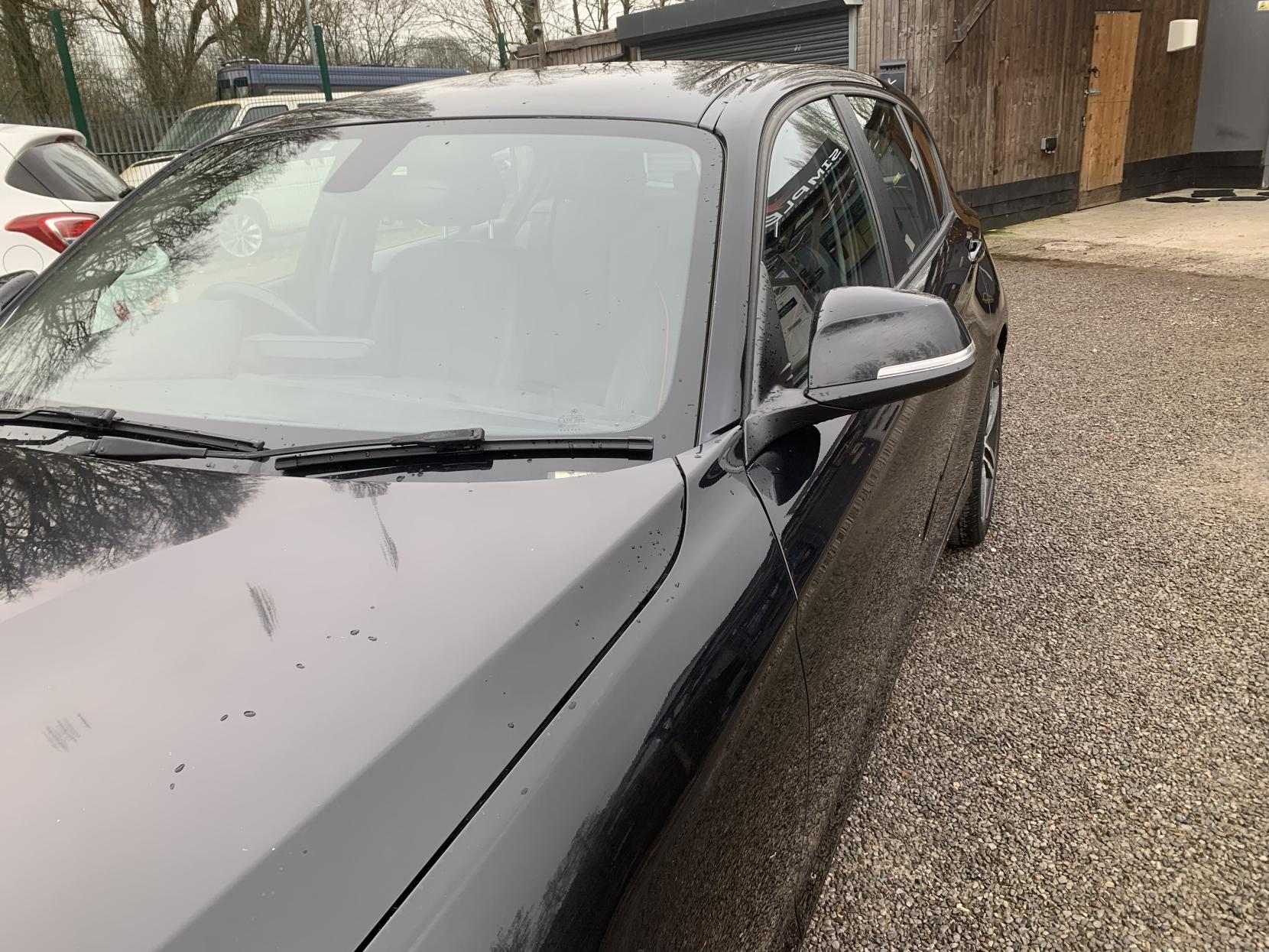 BMW 1 Series 2.0 116d Sport Hatchback 5dr Diesel Manual Euro 5 (s/s) (116 ps)