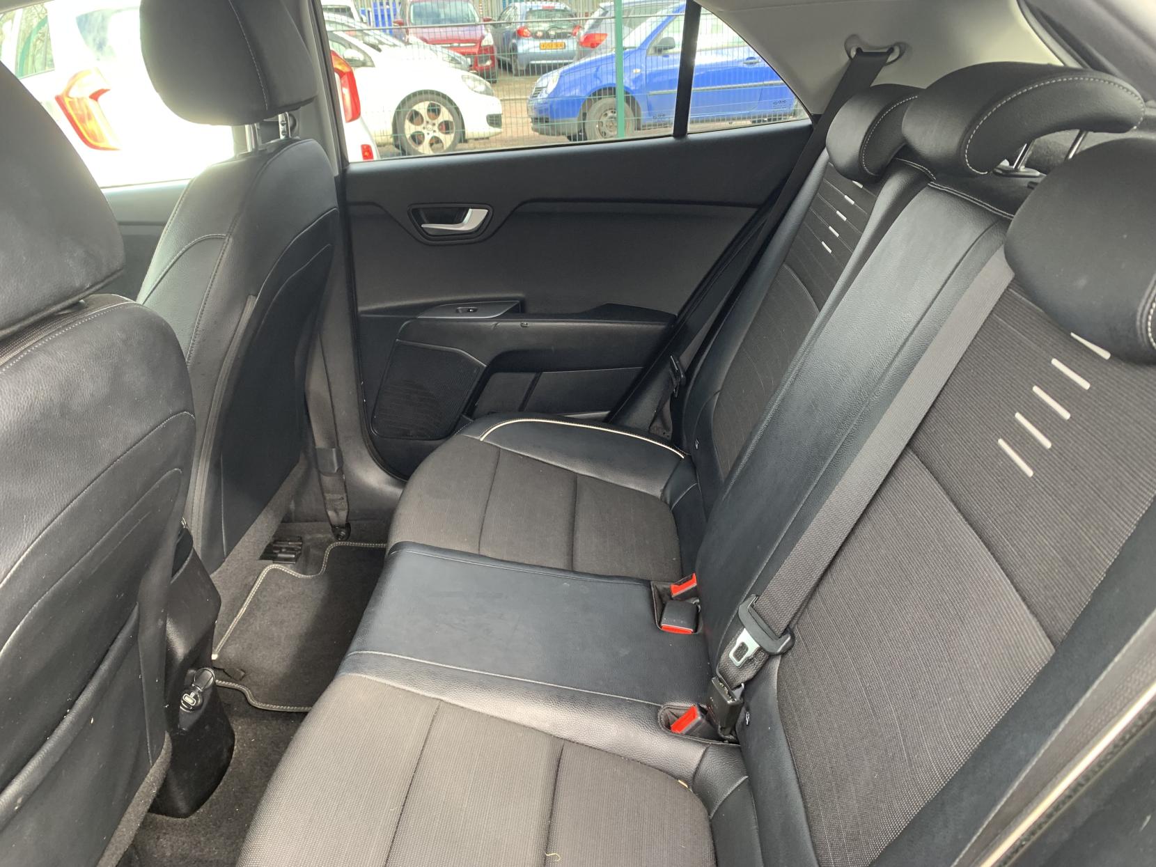 Kia Rio 1.0 T-GDi GT-Line Hatchback 5dr Petrol Manual Euro 6 (s/s) (118 bhp)