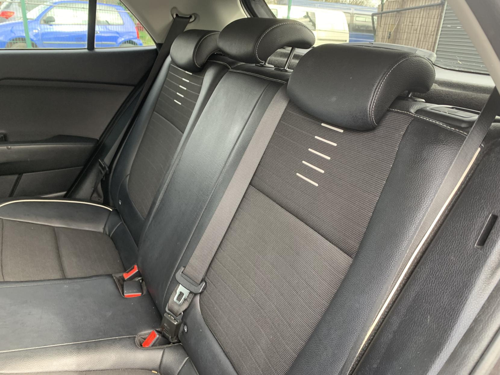 Kia Rio 1.0 T-GDi GT-Line Hatchback 5dr Petrol Manual Euro 6 (s/s) (118 bhp)