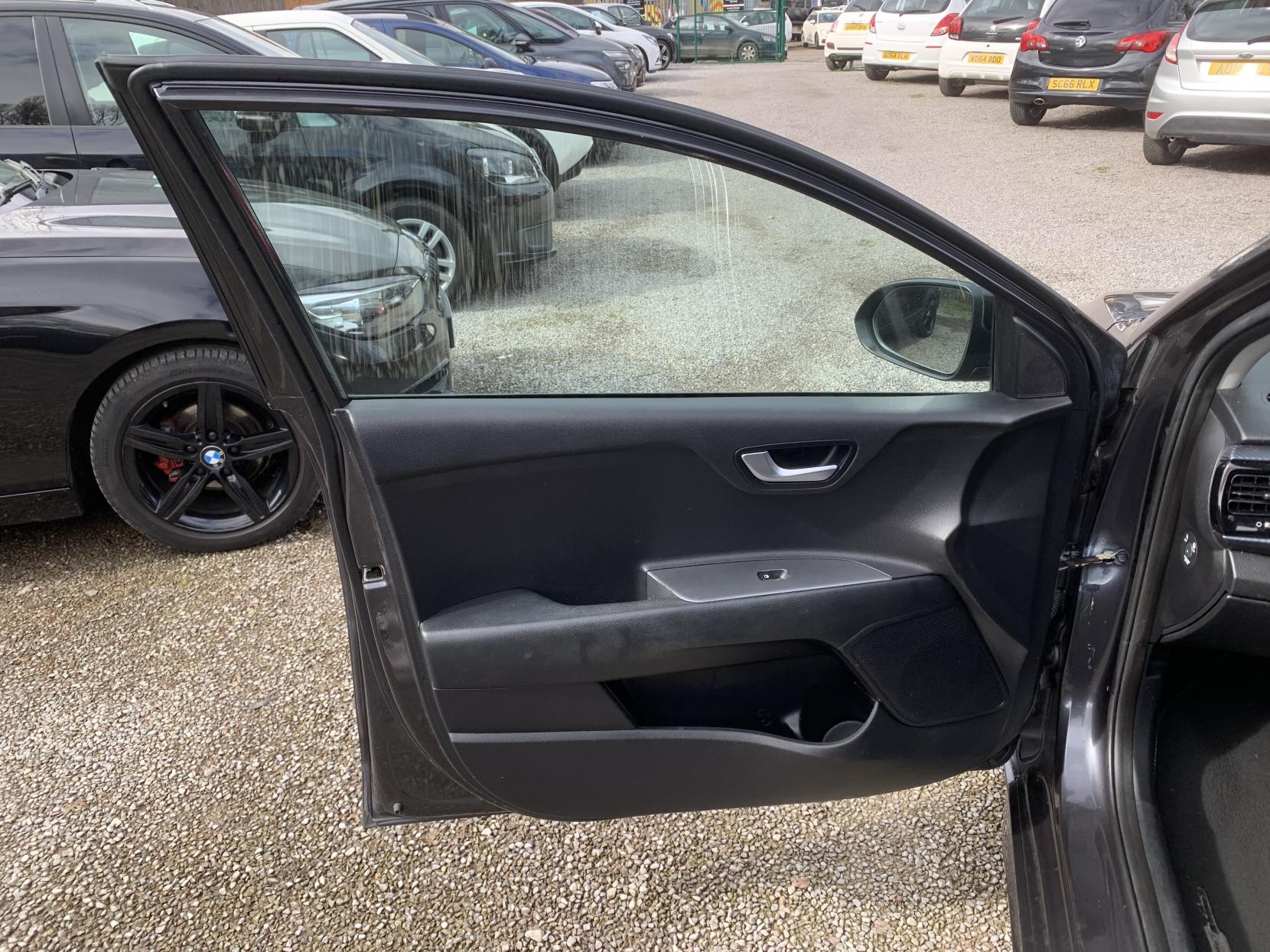 Kia Rio 1.0 T-GDi GT-Line Hatchback 5dr Petrol Manual Euro 6 (s/s) (118 bhp)