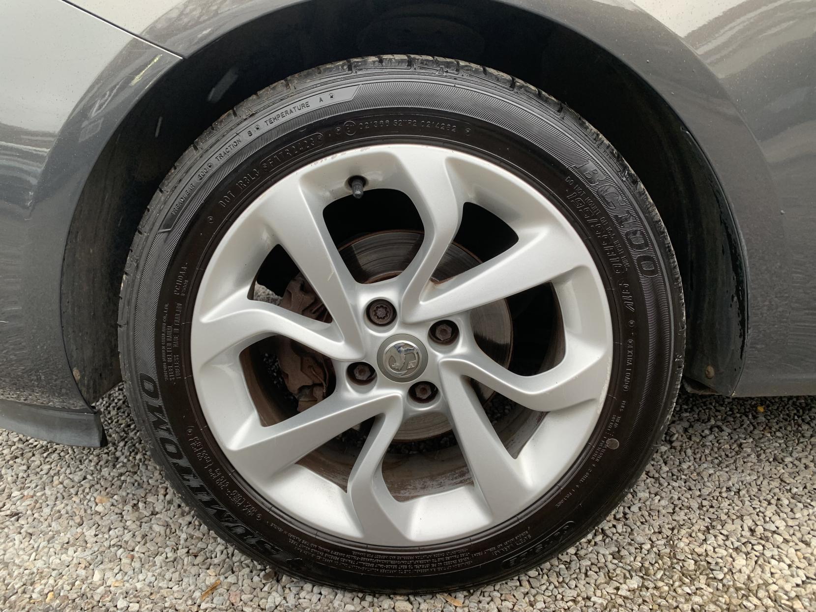 Vauxhall Corsa 1.4i ecoFLEX SRi Hatchback 5dr Petrol Manual Euro 6 (90 ps)