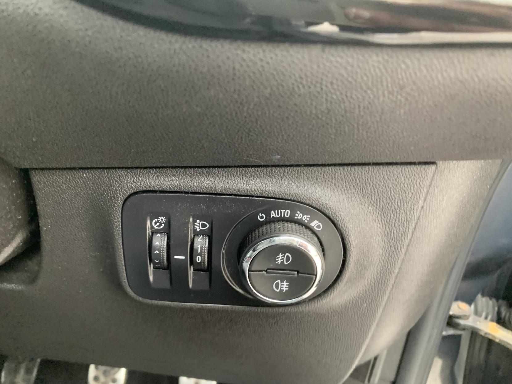 Vauxhall Corsa 1.4i ecoFLEX SRi Hatchback 5dr Petrol Manual Euro 6 (90 ps)