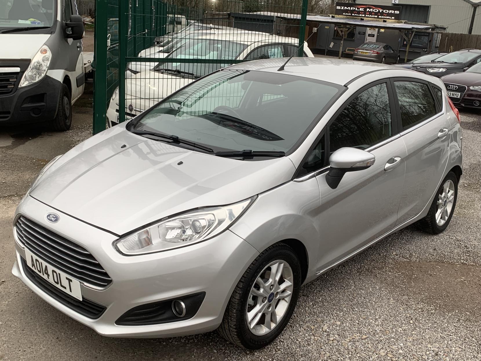 Ford Fiesta 1.25 Zetec Hatchback 5dr Petrol Manual Euro 5 (82 ps)