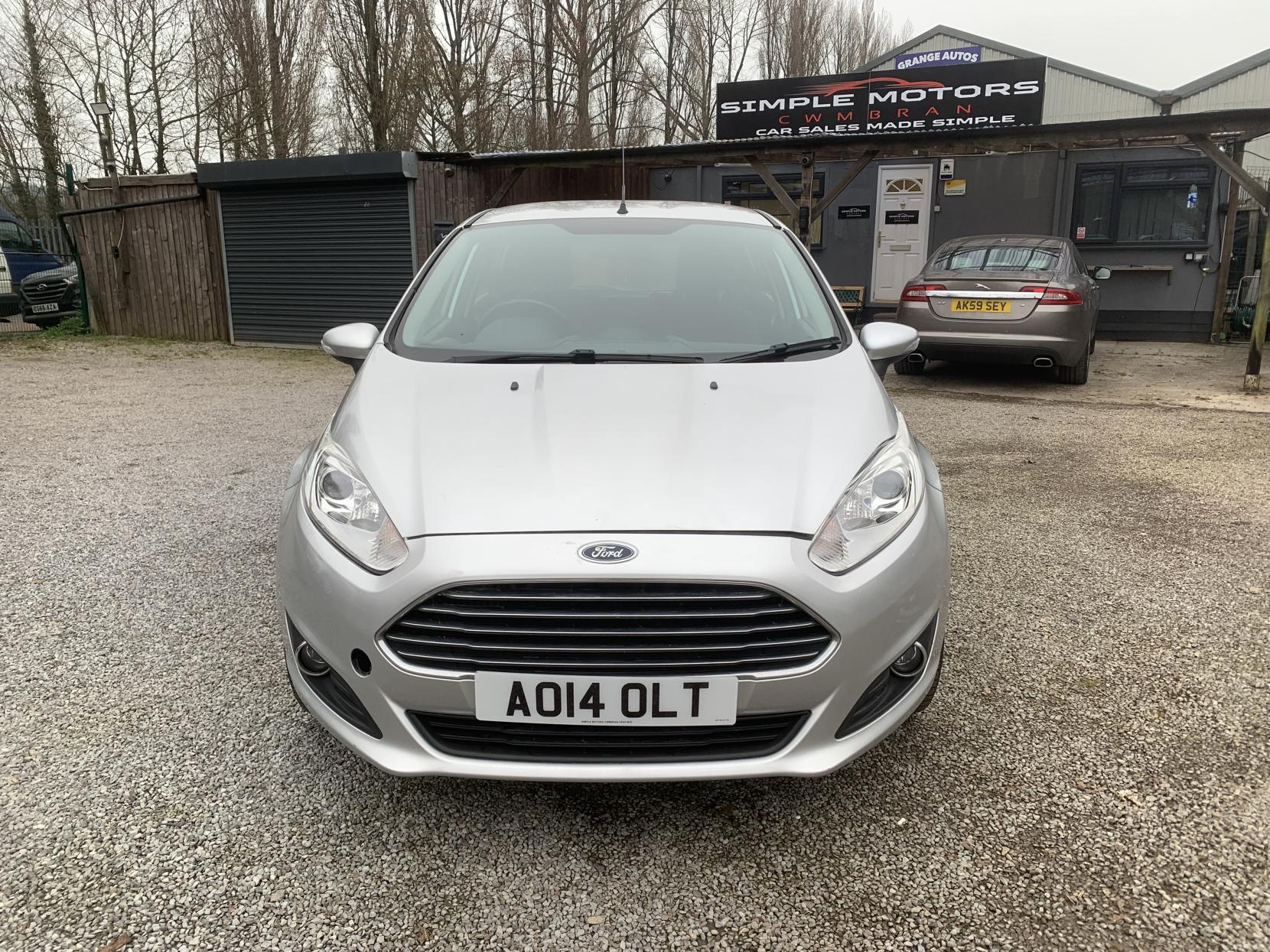 Ford Fiesta 1.25 Zetec Hatchback 5dr Petrol Manual Euro 5 (82 ps)