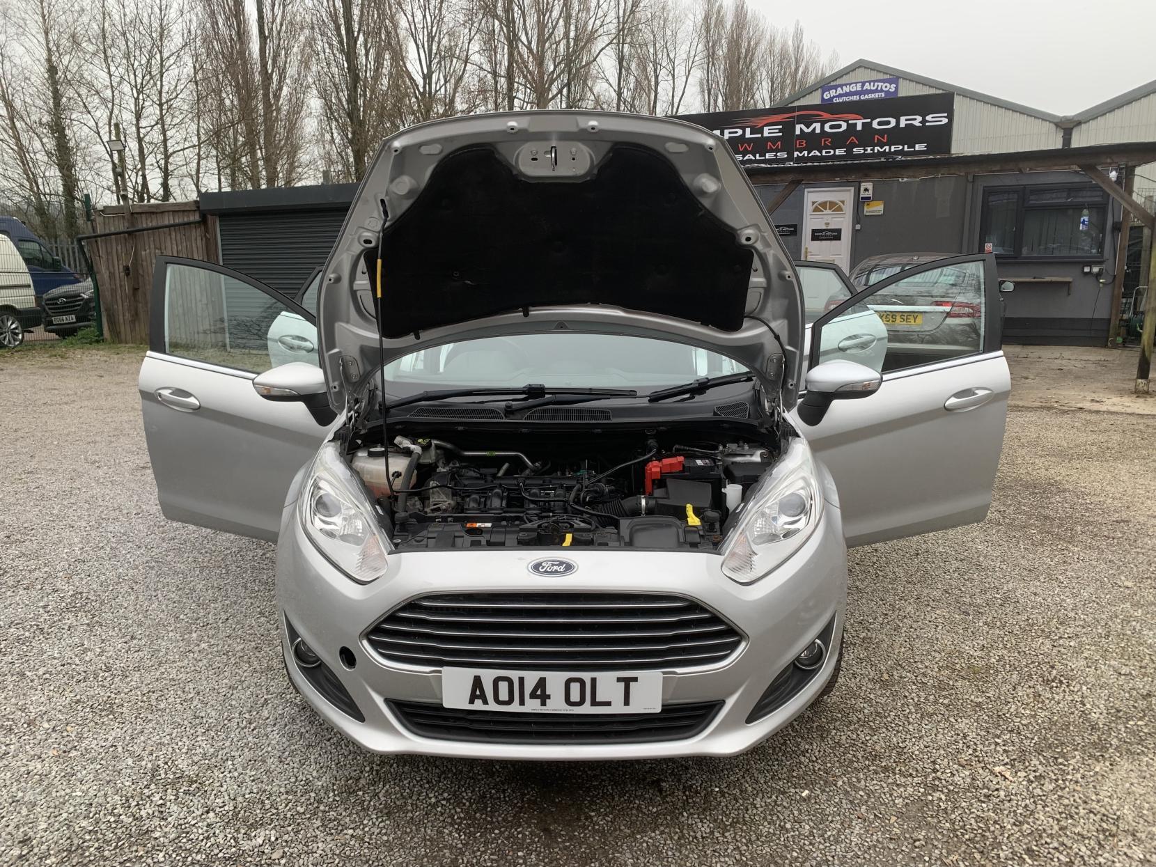 Ford Fiesta 1.25 Zetec Hatchback 5dr Petrol Manual Euro 5 (82 ps)