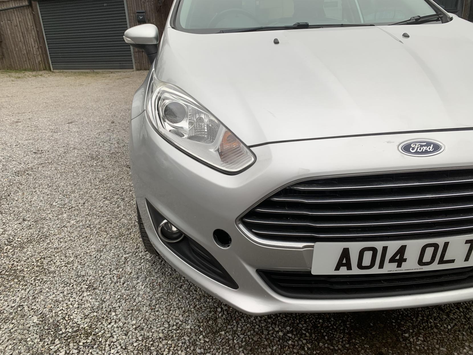 Ford Fiesta 1.25 Zetec Hatchback 5dr Petrol Manual Euro 5 (82 ps)