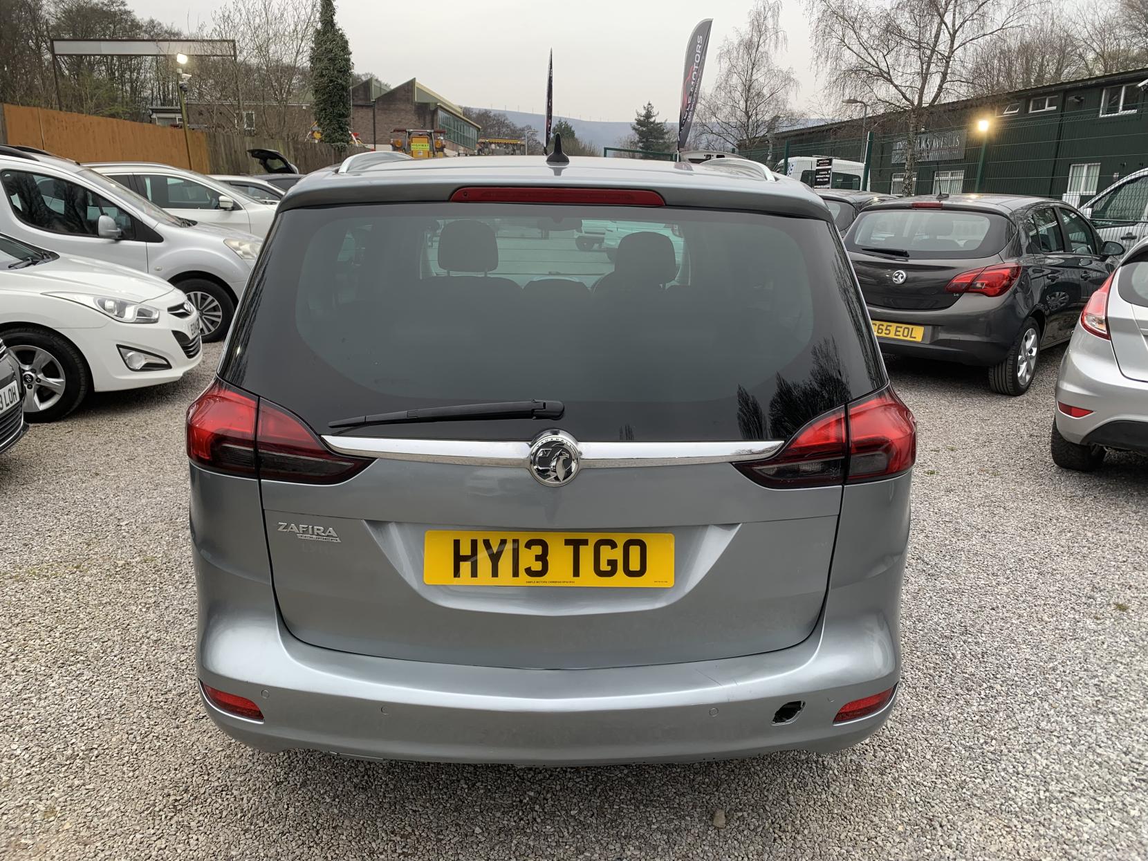 Vauxhall Zafira Tourer 2.0 CDTi SE MPV 5dr Diesel Auto Euro 5 (165 ps)