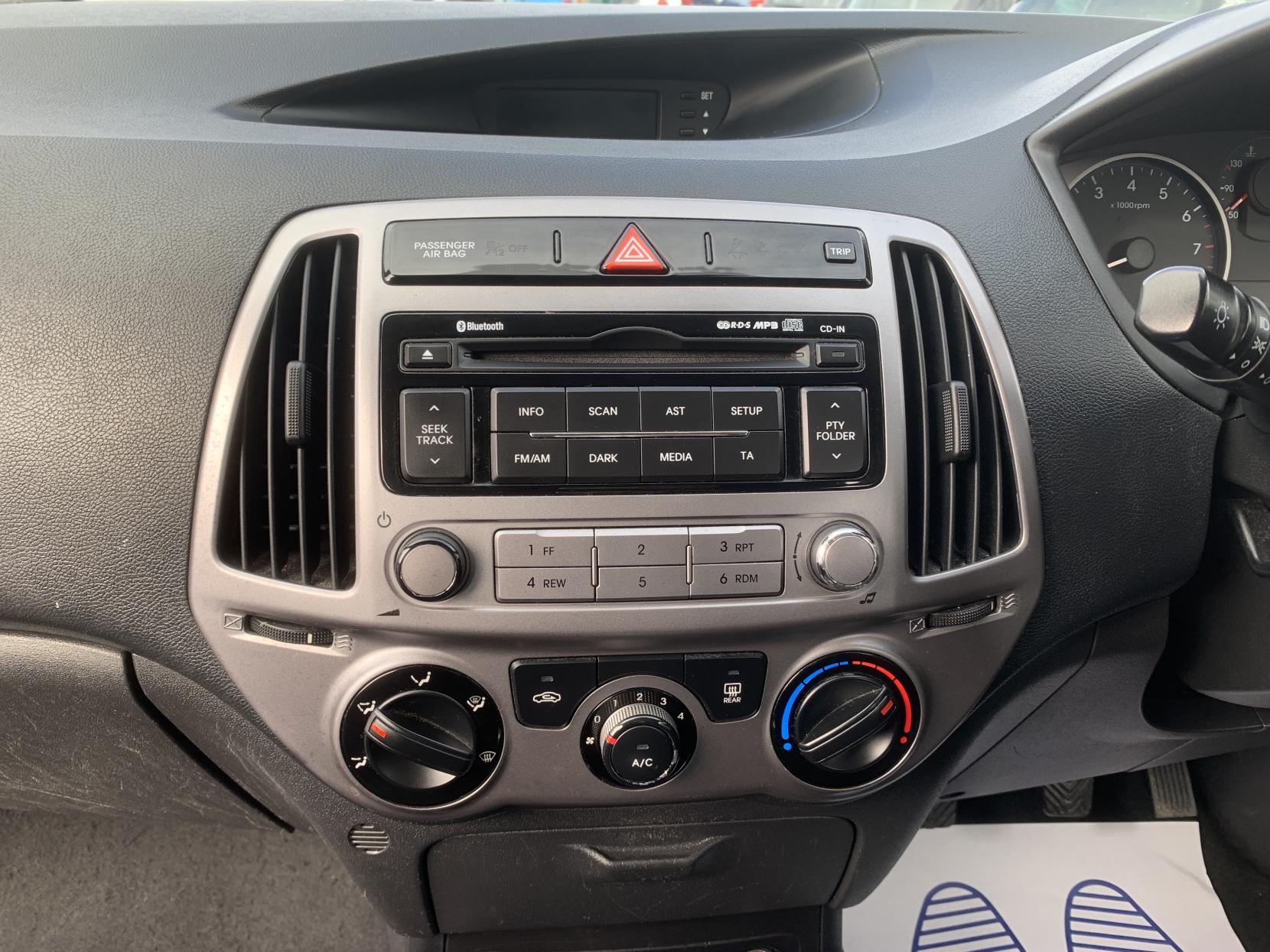 Hyundai i20 1.2 Active Hatchback 5dr Petrol Manual Euro 5 (85 bhp)