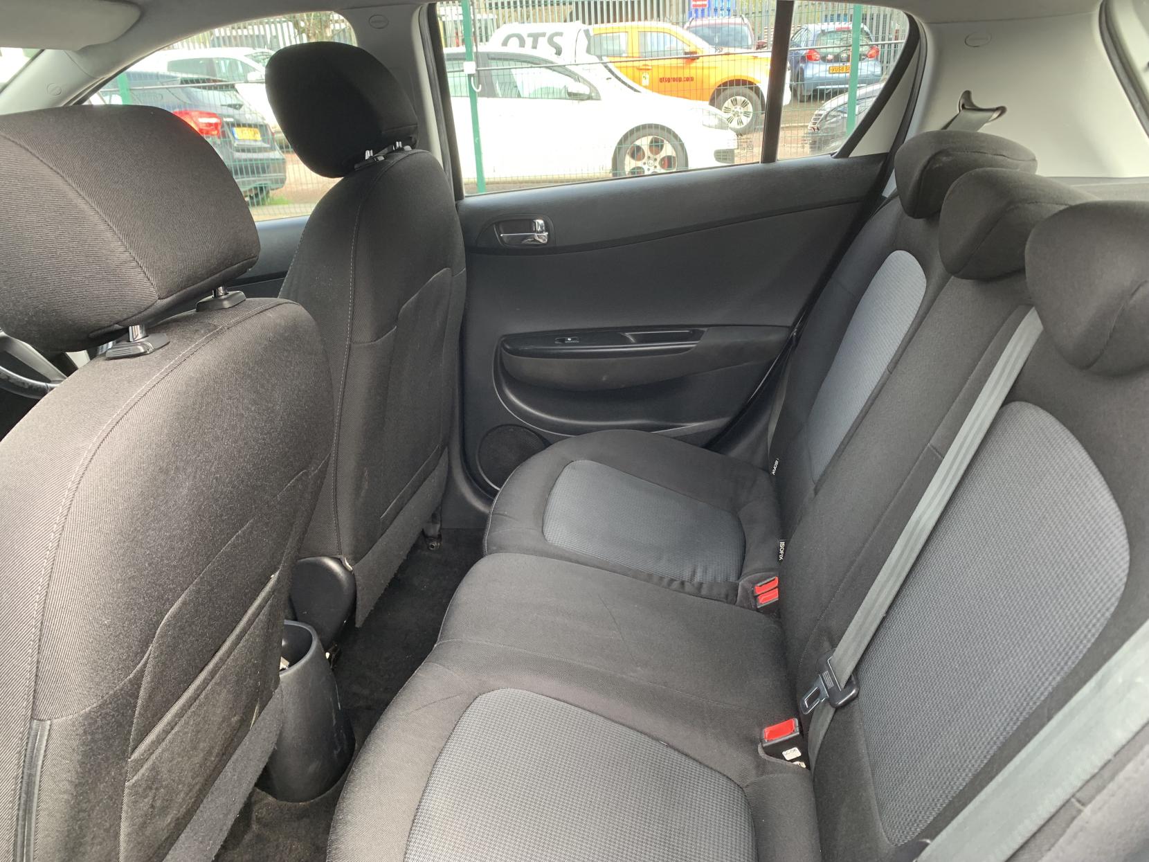 Hyundai i20 1.2 Active Hatchback 5dr Petrol Manual Euro 5 (85 bhp)