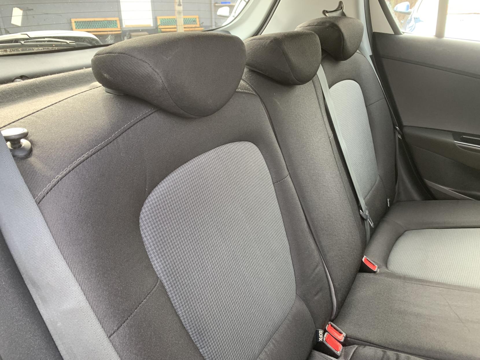 Hyundai i20 1.2 Active Hatchback 5dr Petrol Manual Euro 5 (85 bhp)