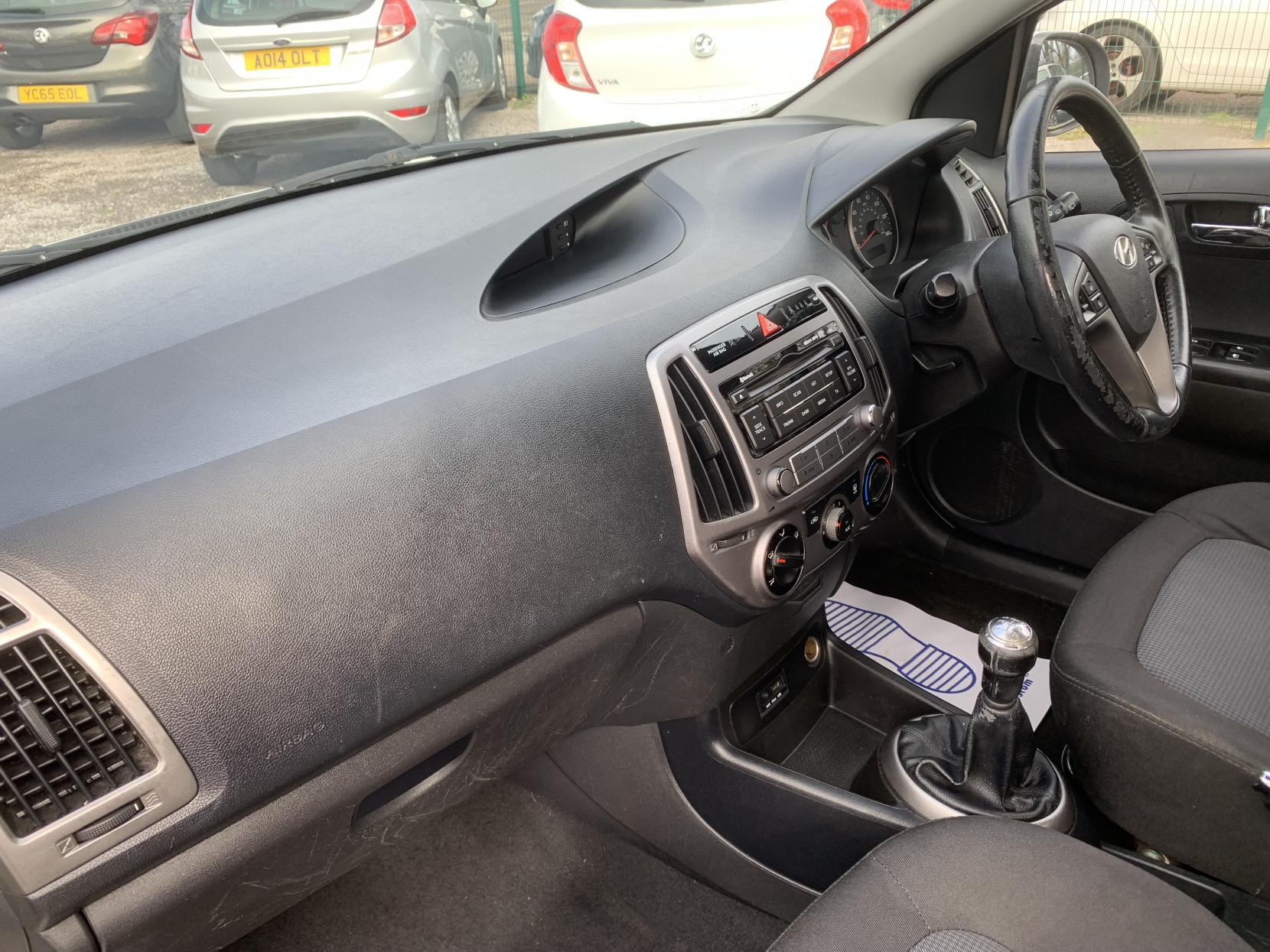 Hyundai i20 1.2 Active Hatchback 5dr Petrol Manual Euro 5 (85 bhp)