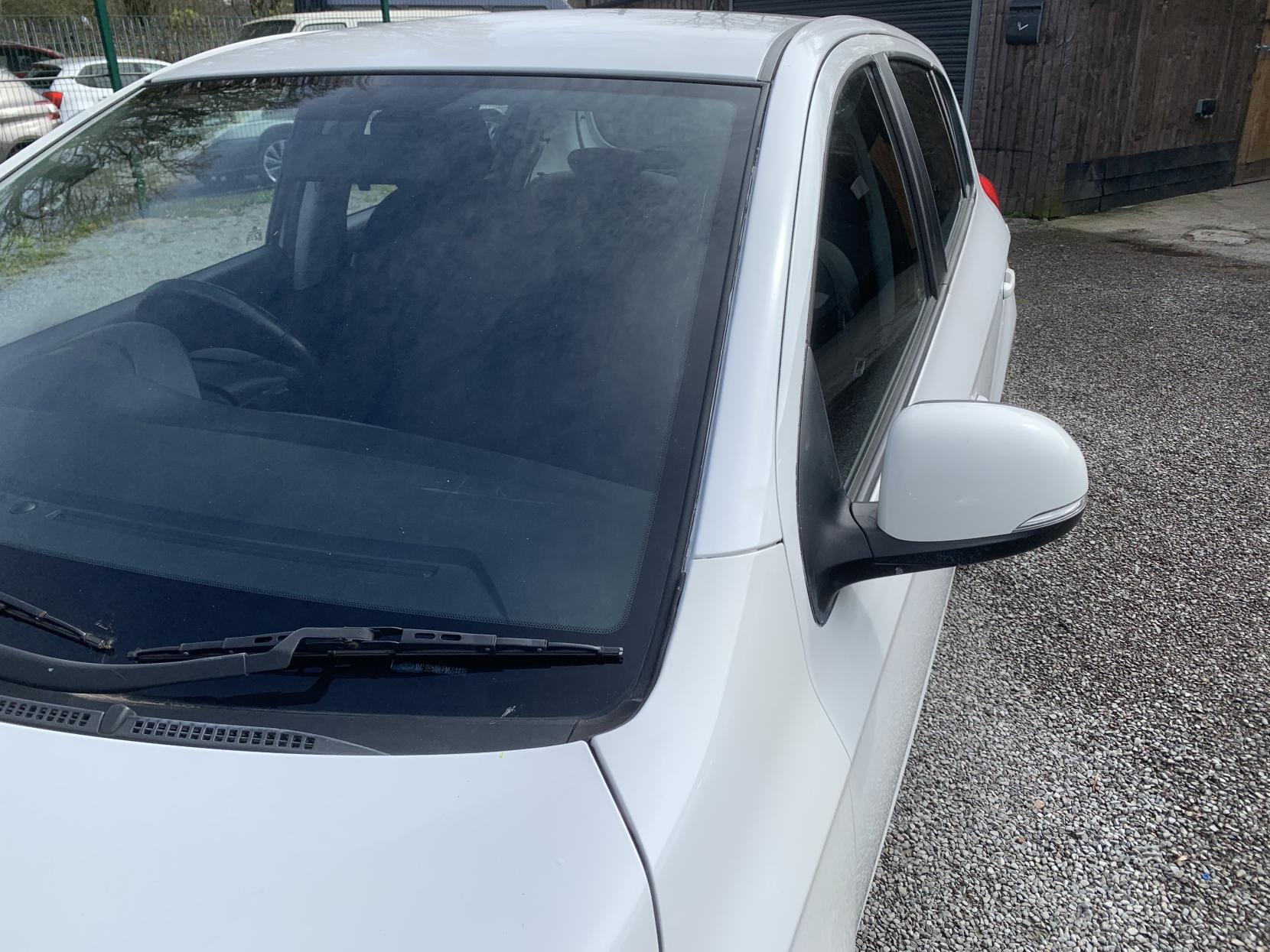 Hyundai i20 1.2 Active Hatchback 5dr Petrol Manual Euro 5 (85 bhp)