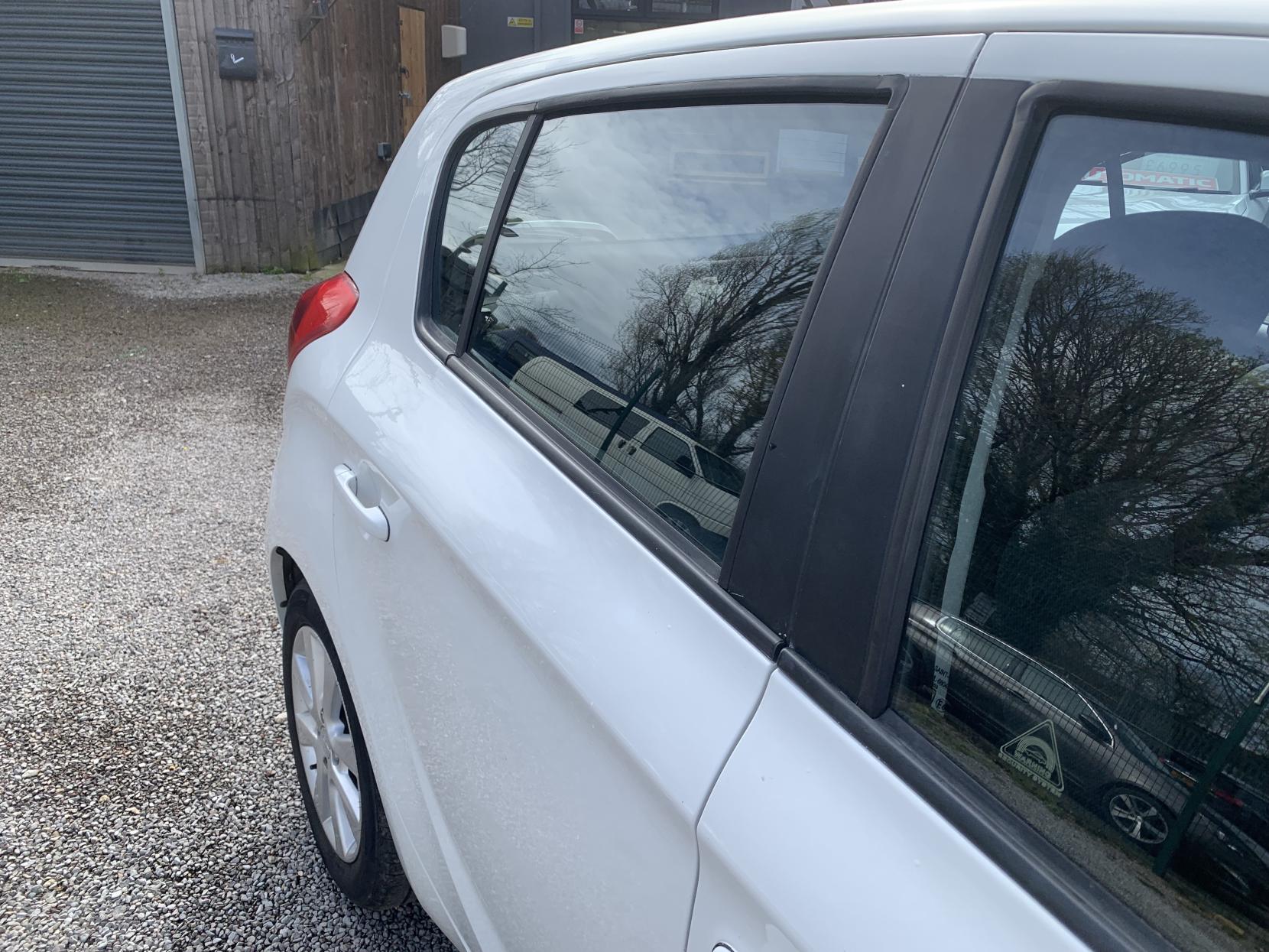 Hyundai i20 1.2 Active Hatchback 5dr Petrol Manual Euro 5 (85 bhp)