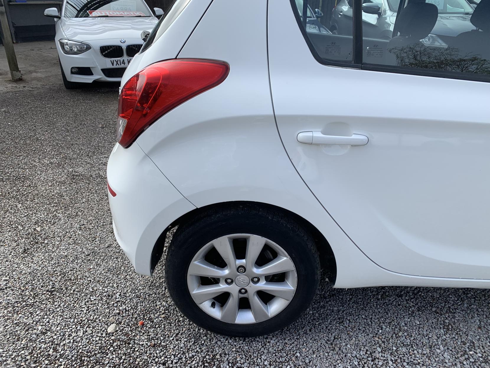 Hyundai i20 1.2 Active Hatchback 5dr Petrol Manual Euro 5 (85 bhp)