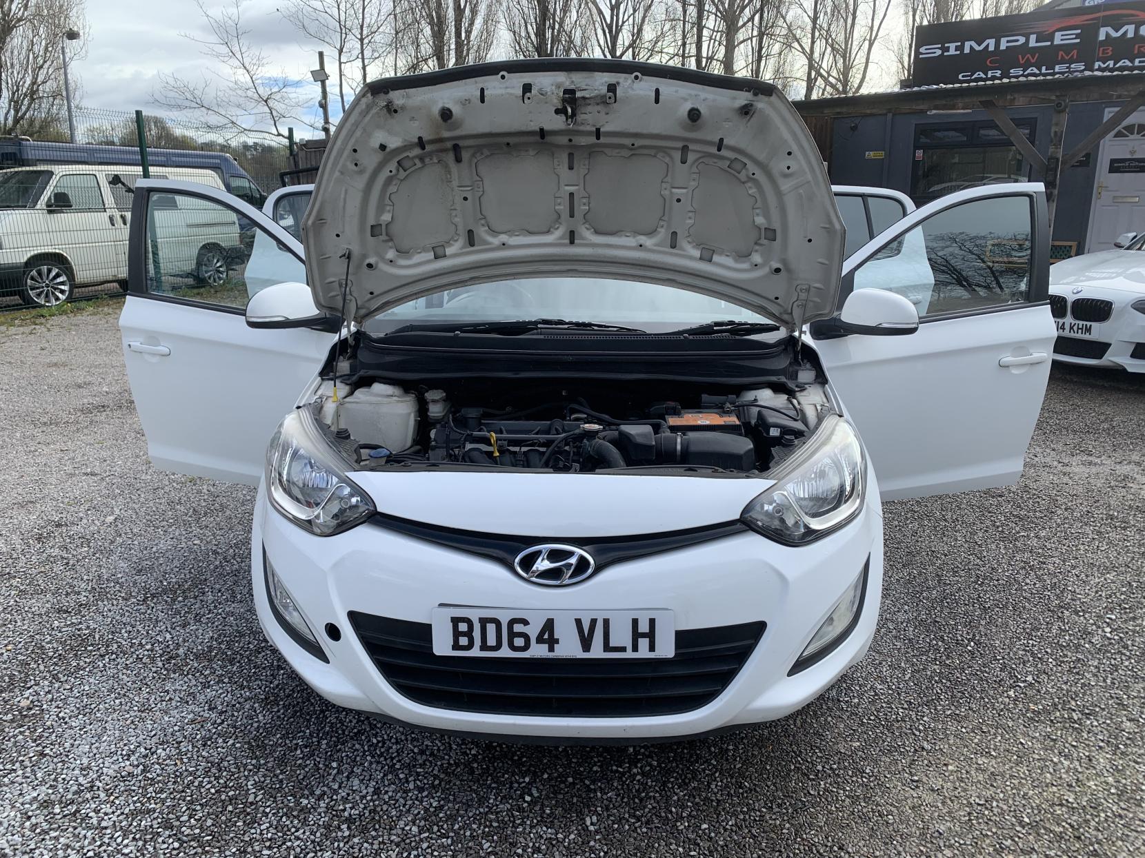 Hyundai i20 1.2 Active Hatchback 5dr Petrol Manual Euro 5 (85 bhp)