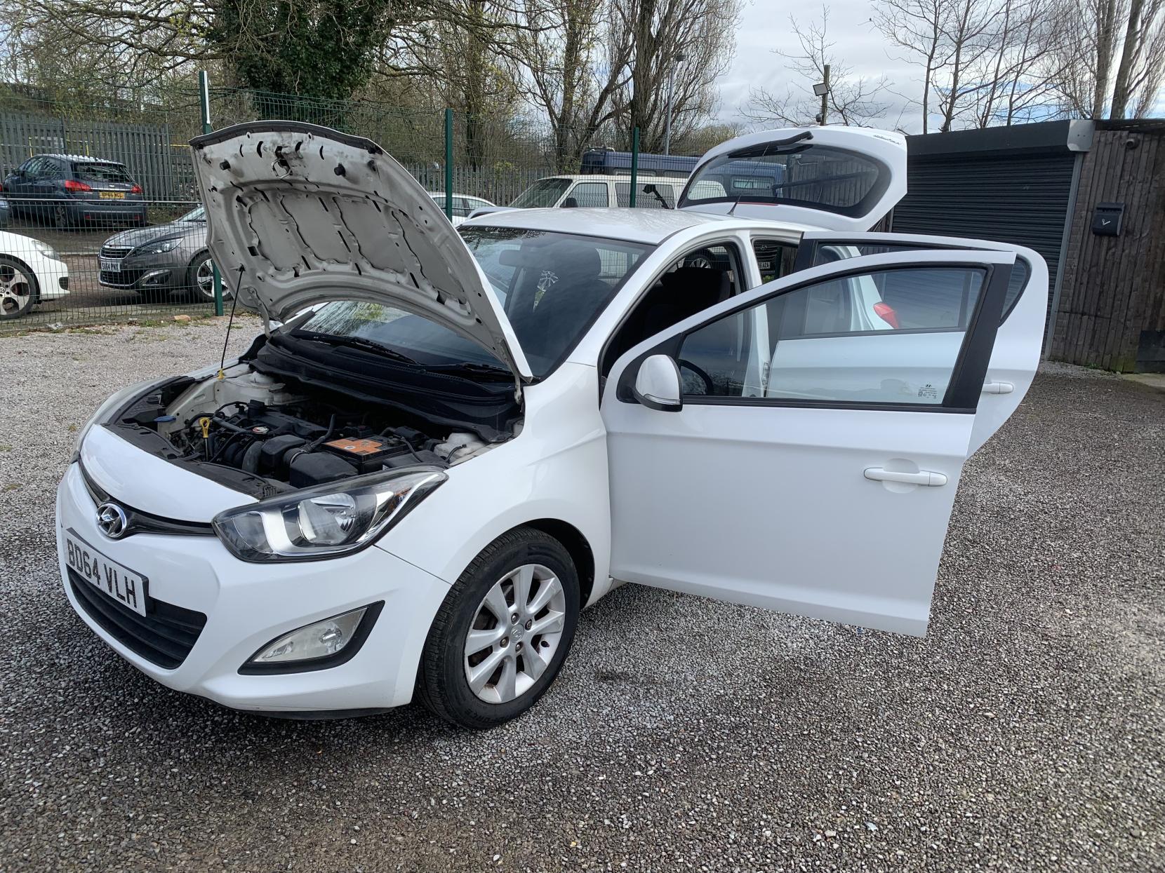 Hyundai i20 1.2 Active Hatchback 5dr Petrol Manual Euro 5 (85 bhp)